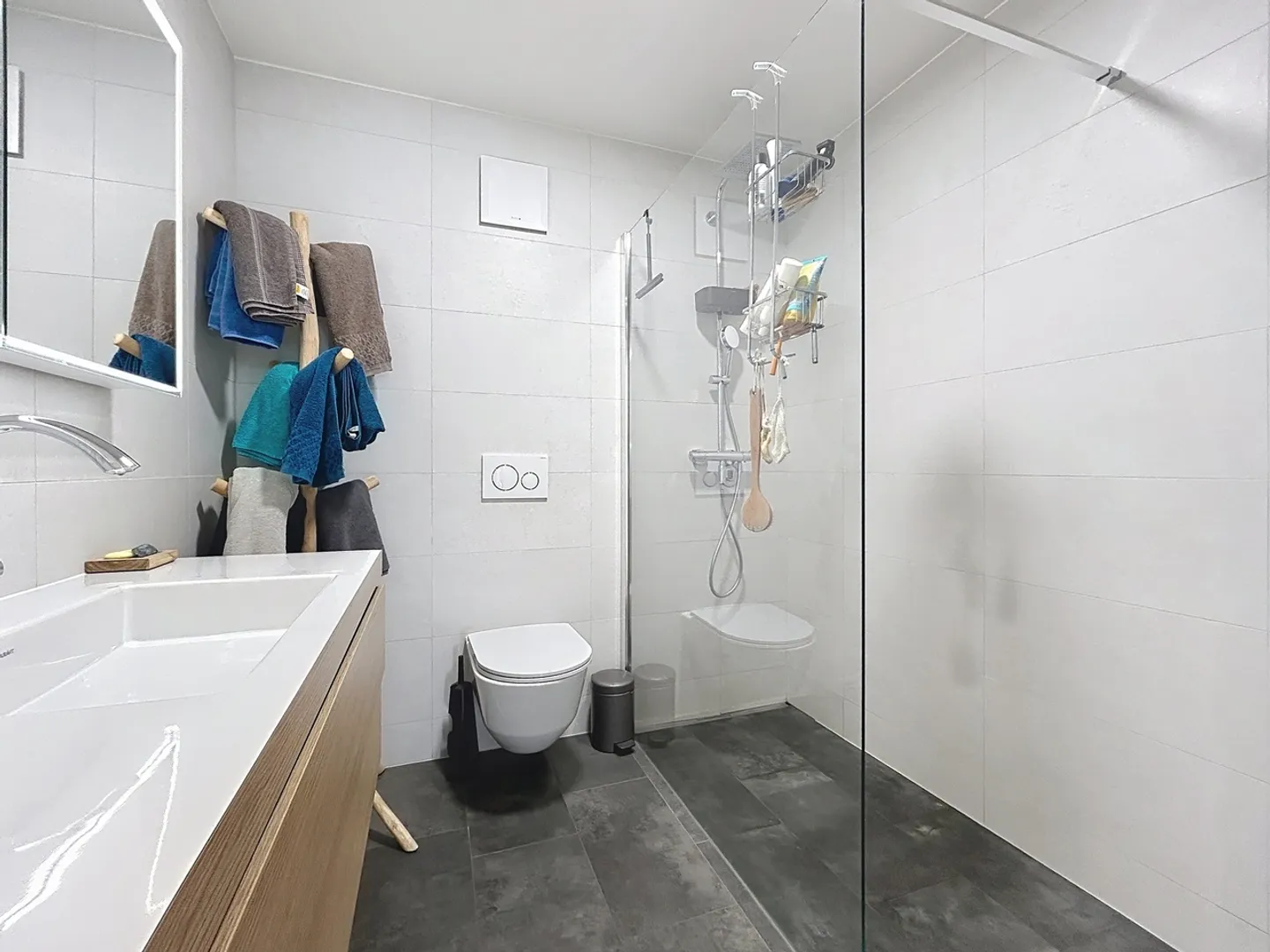 Modernes 4.5-Zimmer-Apartment - Foto 8 von 9