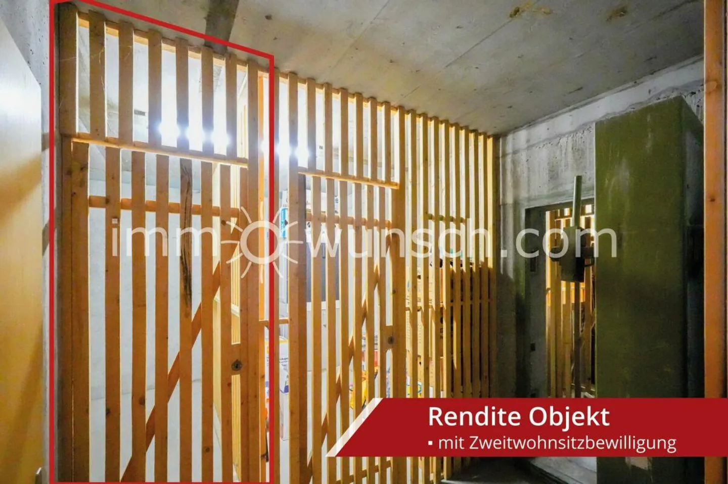 The Opportunity - Charming 2 ½ Room (3 ½ Rooms) Penthouse Apartment with 2nd Residence Permit - Photo 23 of 25