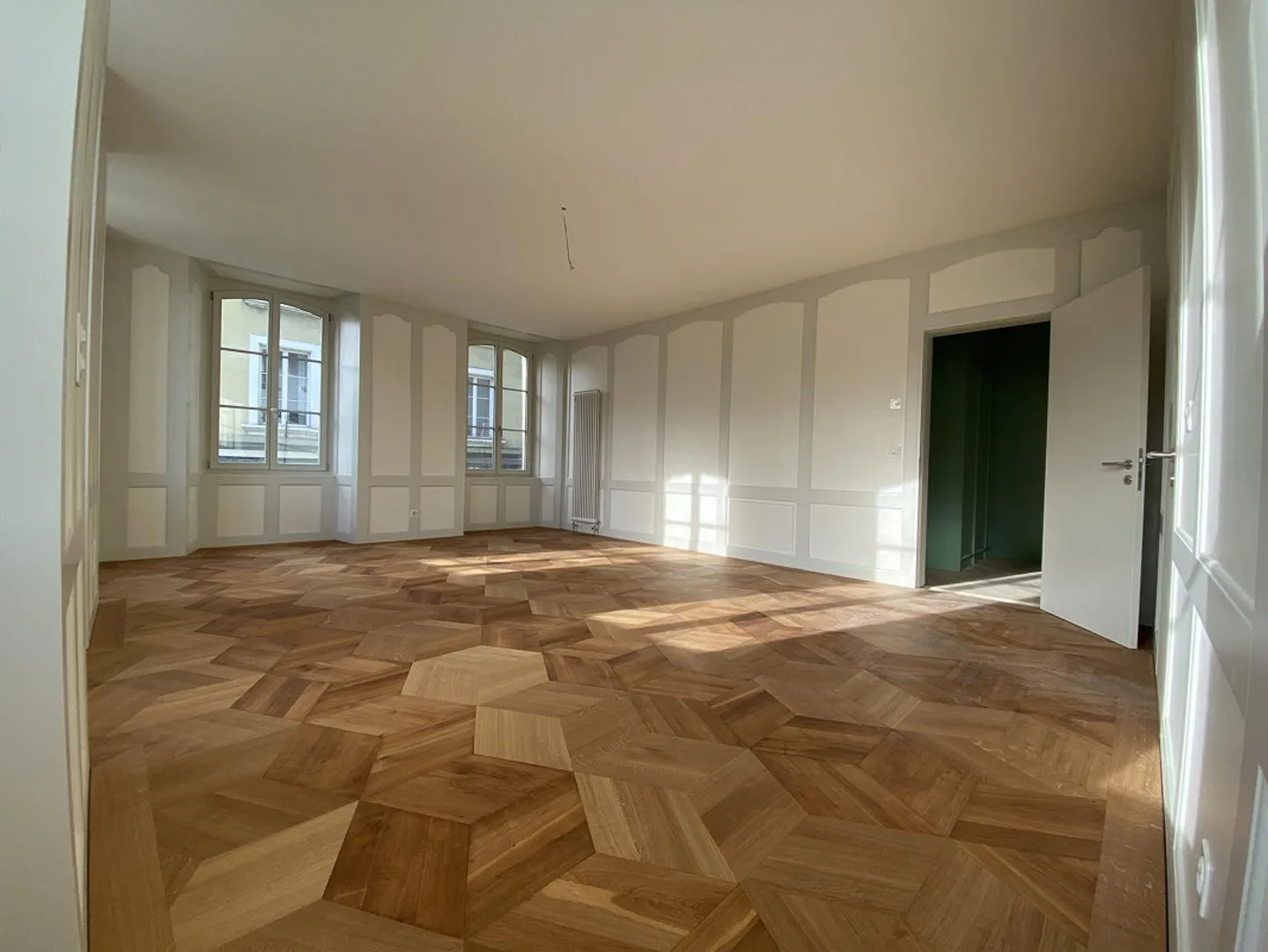 Prima locazione dopo ristrutturazione: appartamento di 2,5 stanze nel centro di Thun - Foto 6 di 11