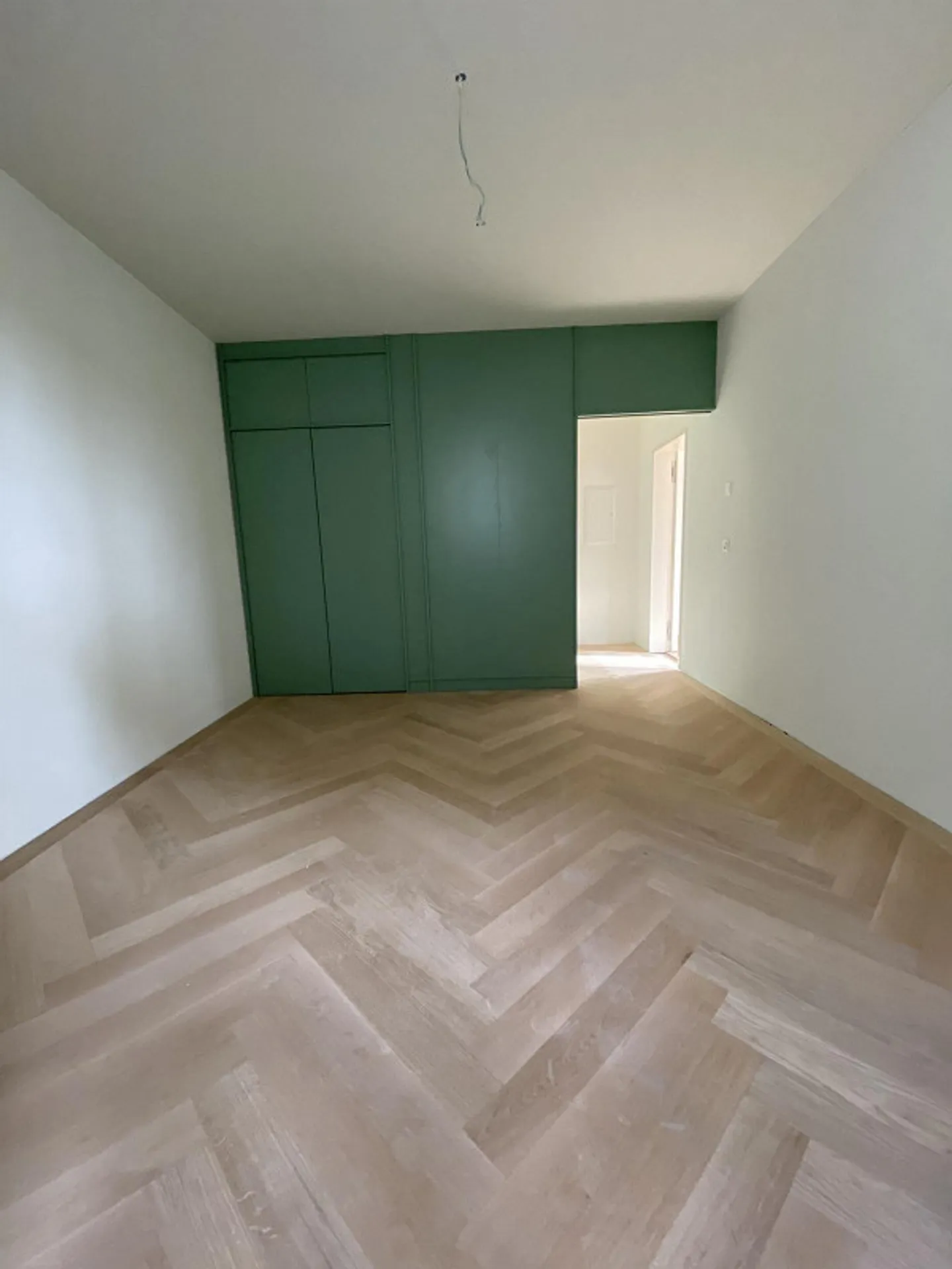 Prima locazione dopo ristrutturazione: appartamento di 2,5 stanze nel centro di Thun - Foto 8 di 11