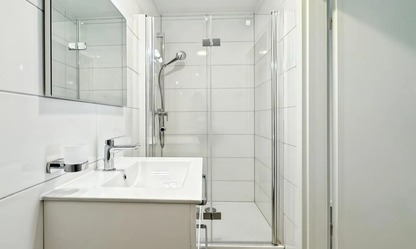 Mixed-Use Investment Building - Photo 10 of 11