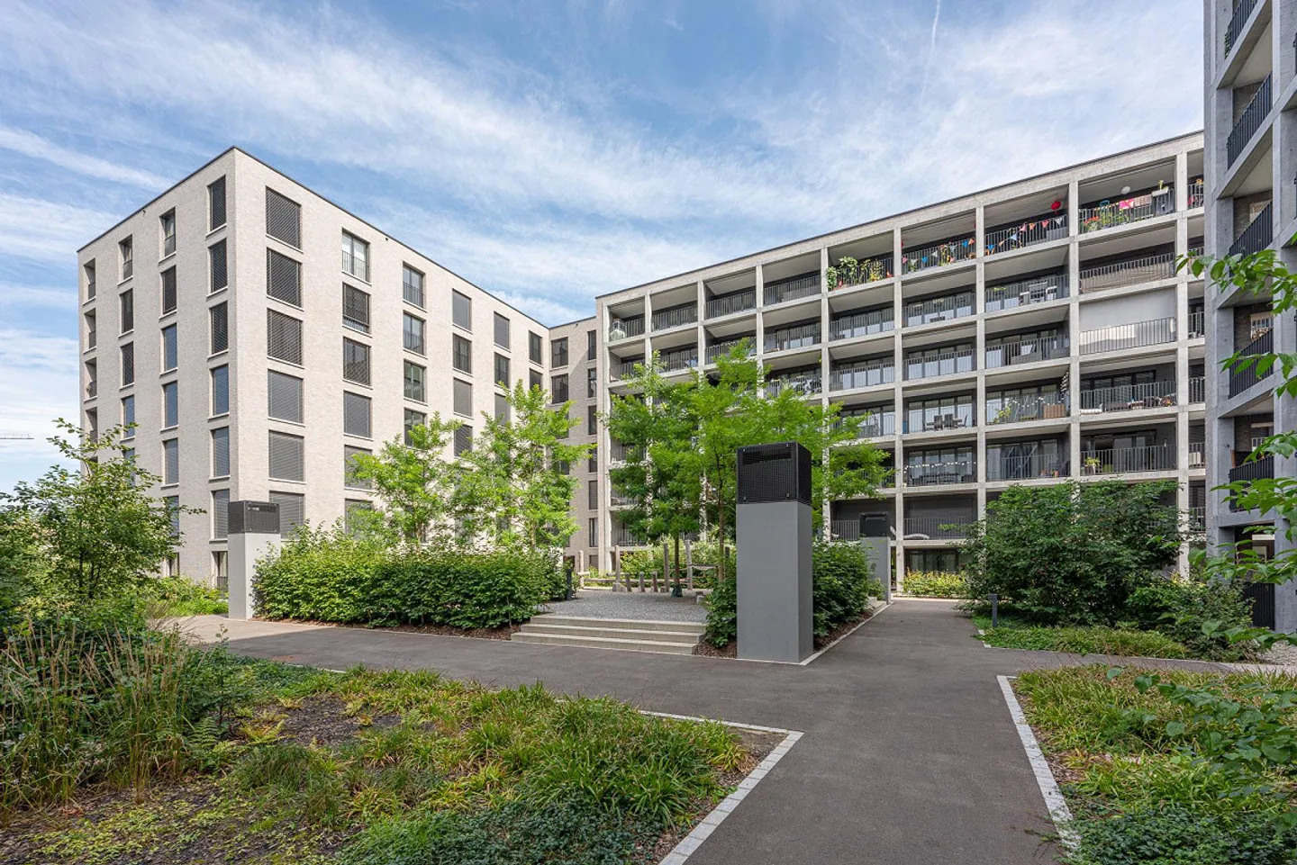 IM GUSS - Vivre avec un Sentiment de Foyer - Photo 1 sur 11