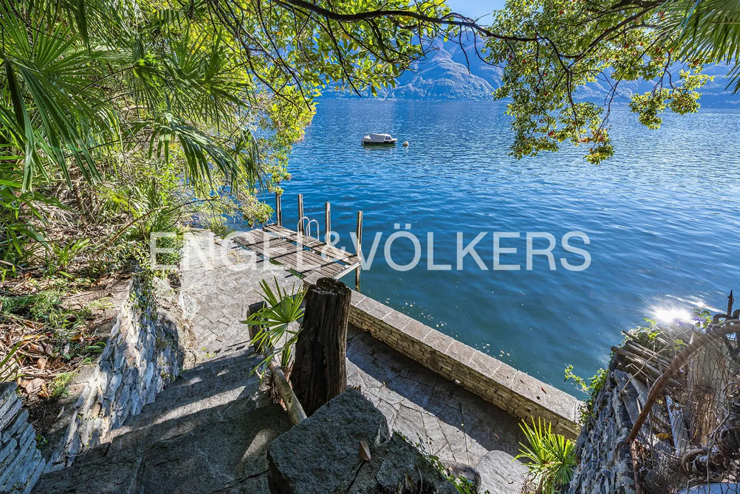 Casa con potenziale e parcella privata sul lago (34) - Foto 11 di 11