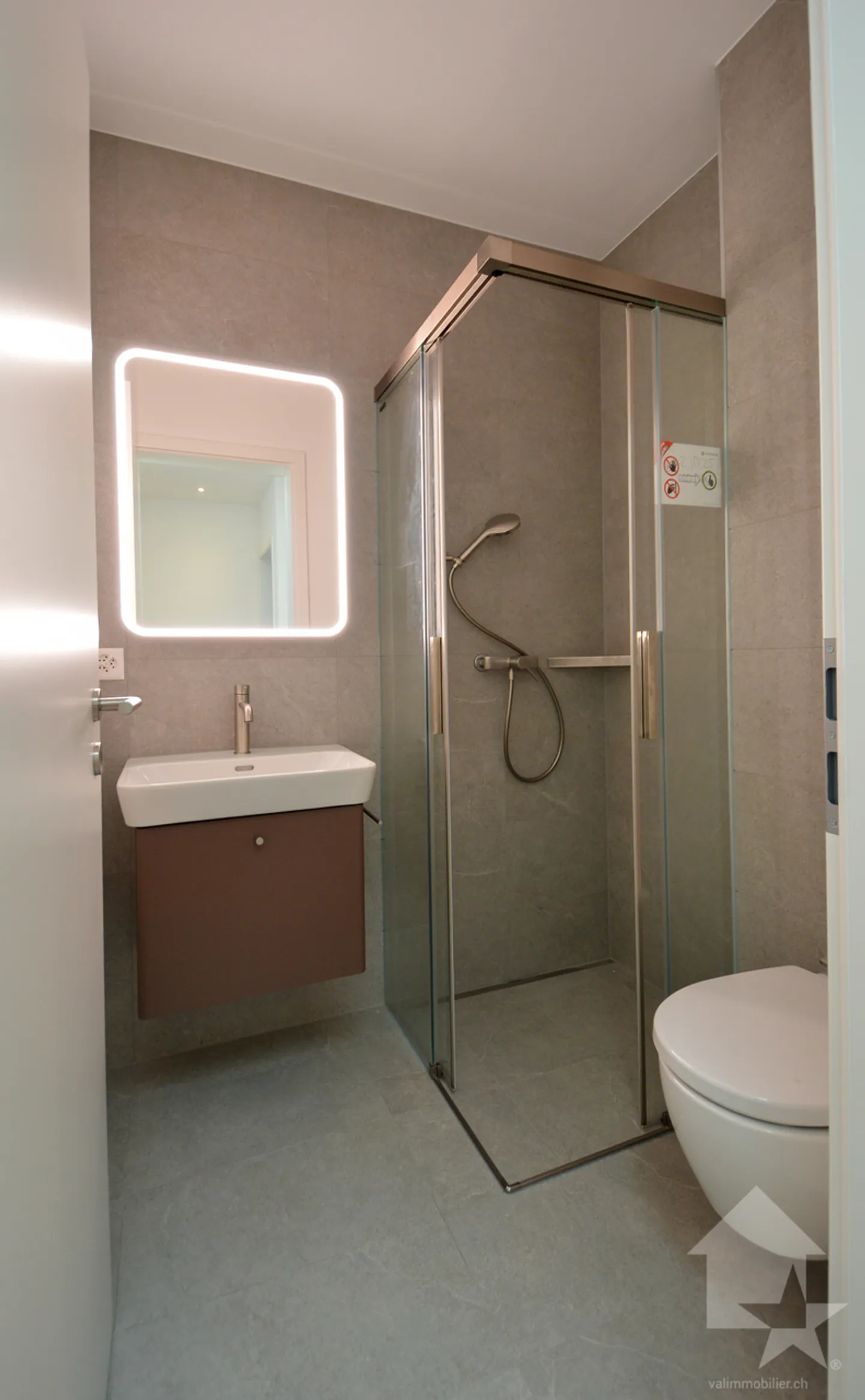 Appartement neuf de 4,5 pièces en hauteur privilégiée - Photo 8 sur 12