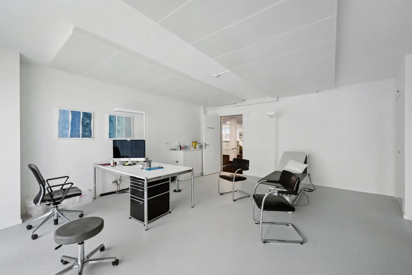 Klimatisierte Fläche am Claraplatz: Ideal für Arztpraxis oder Büro! - Foto 7 von 12