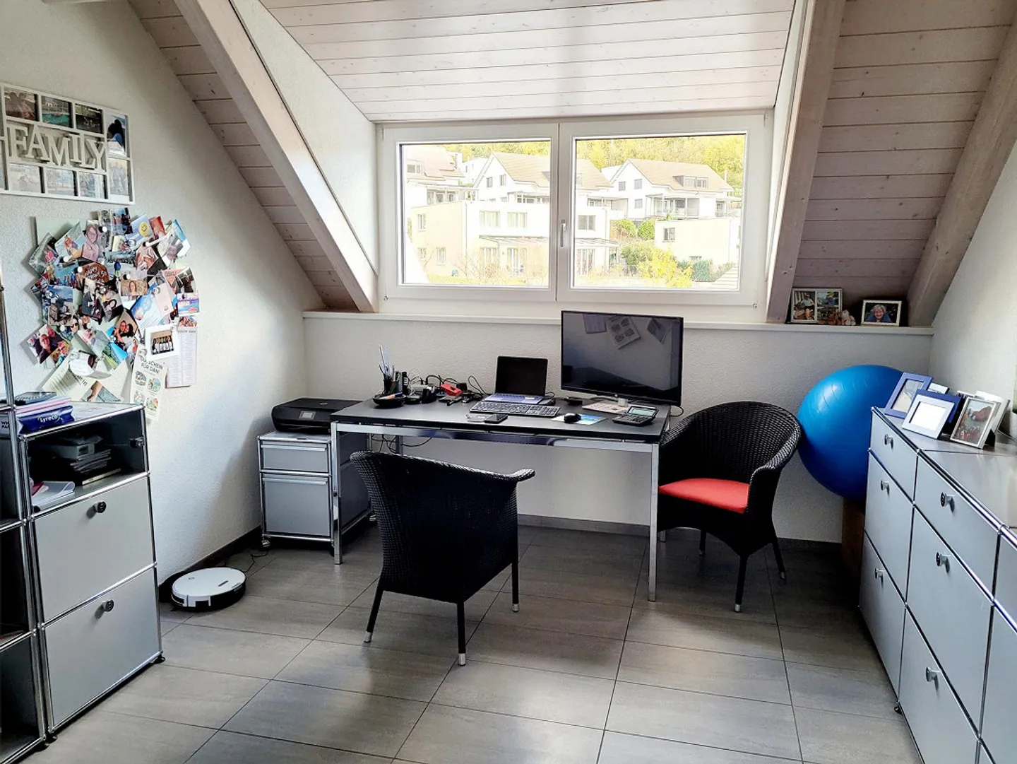 Appartement en attique original avec un agencement attrayant dans un quartier résidentiel calme - Photo 11 sur 17