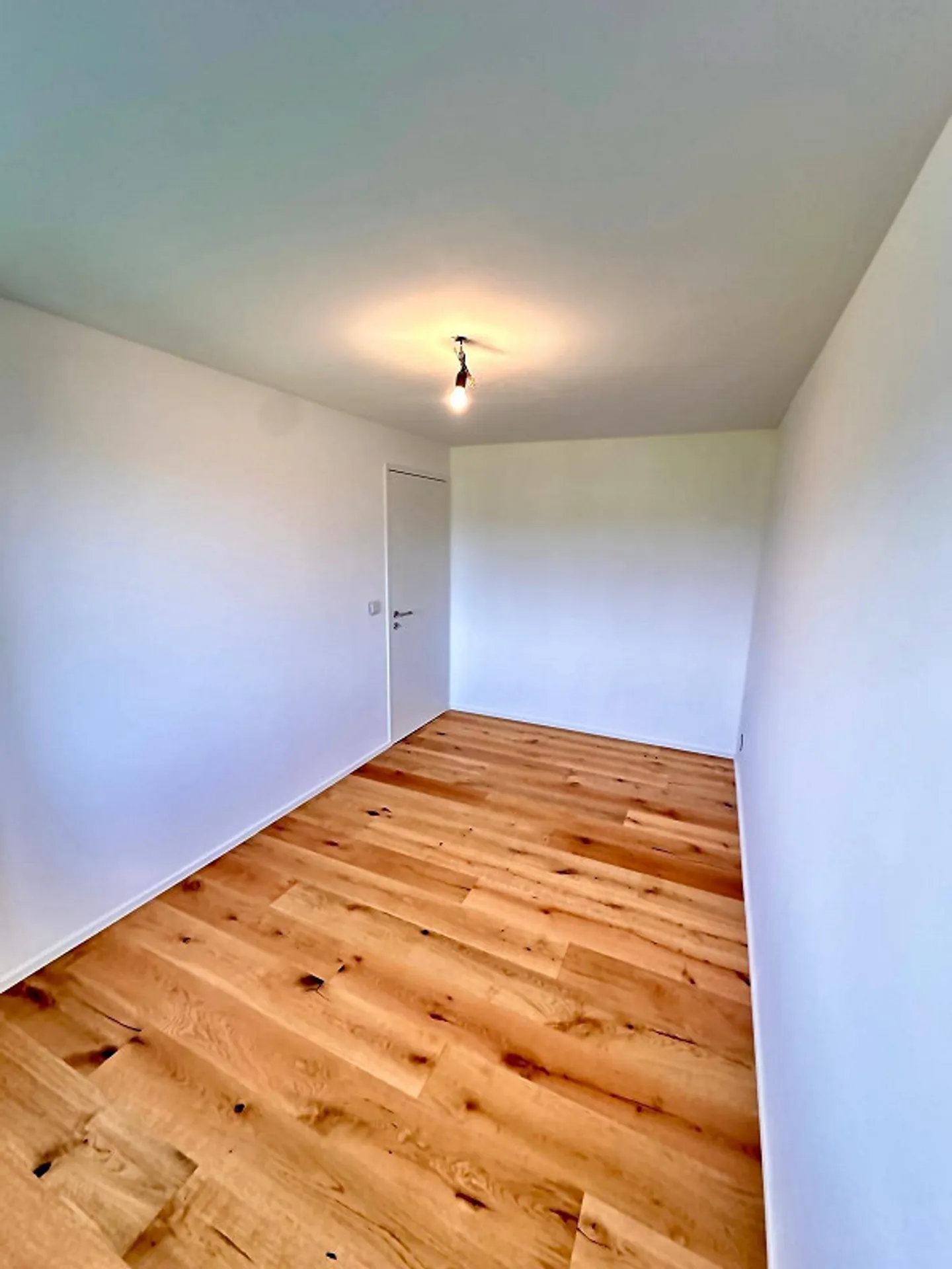 À proximité immédiate de la ville - situé au calme avec une vue imprenable - Photo 6 sur 9