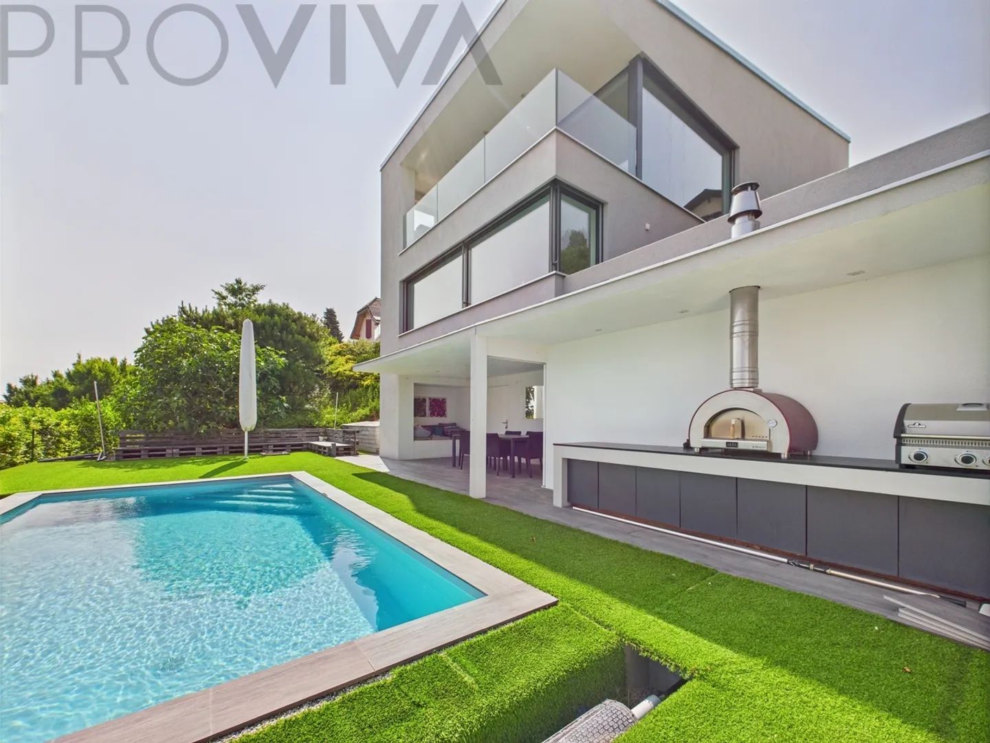 Vivere come in vacanza - con piscina, sauna e panorama mozzafiato - Foto 1 di 9