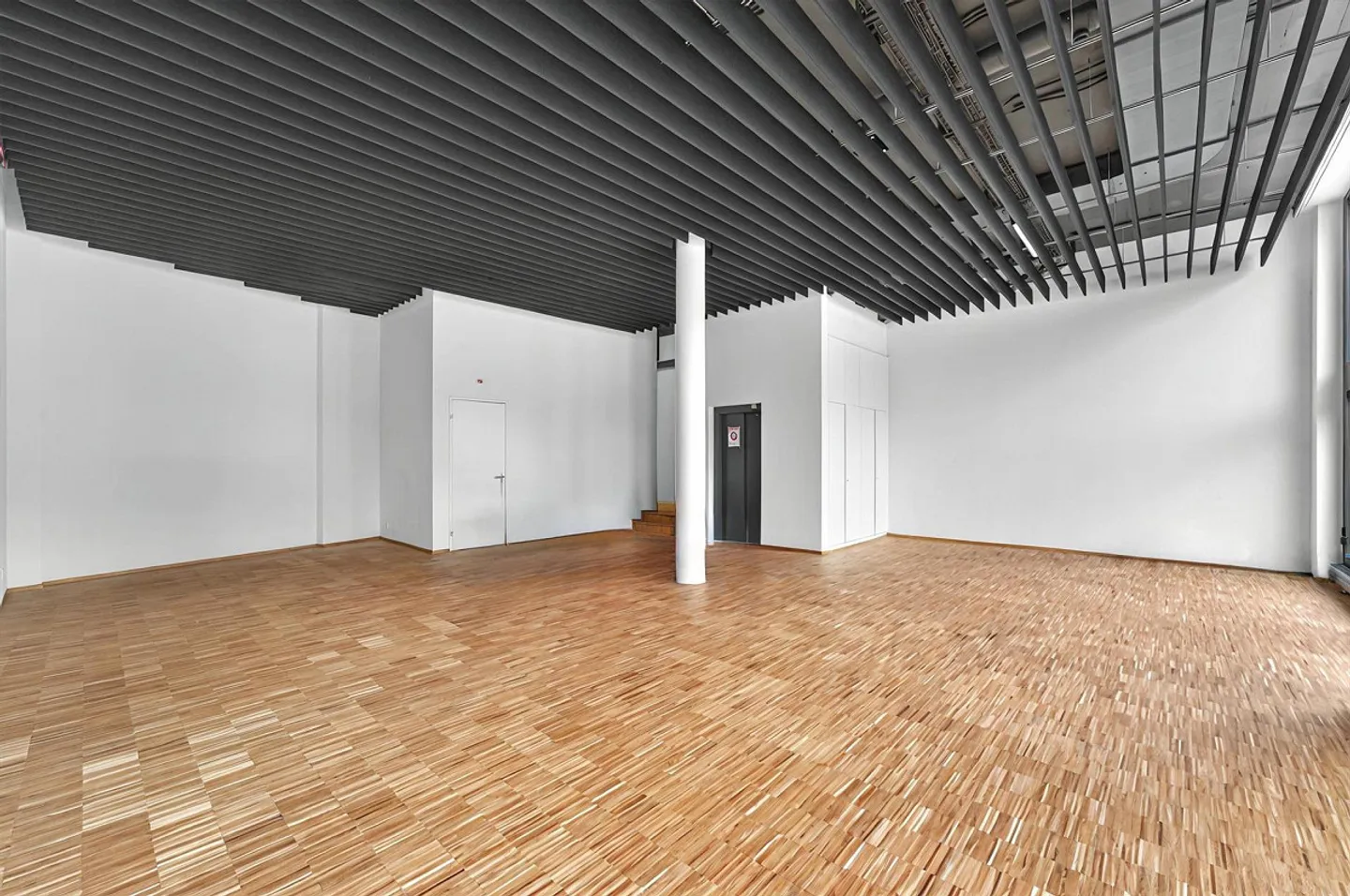 Pronto per la tua azienda - Spazio commerciale attraente - Foto 5 di 9