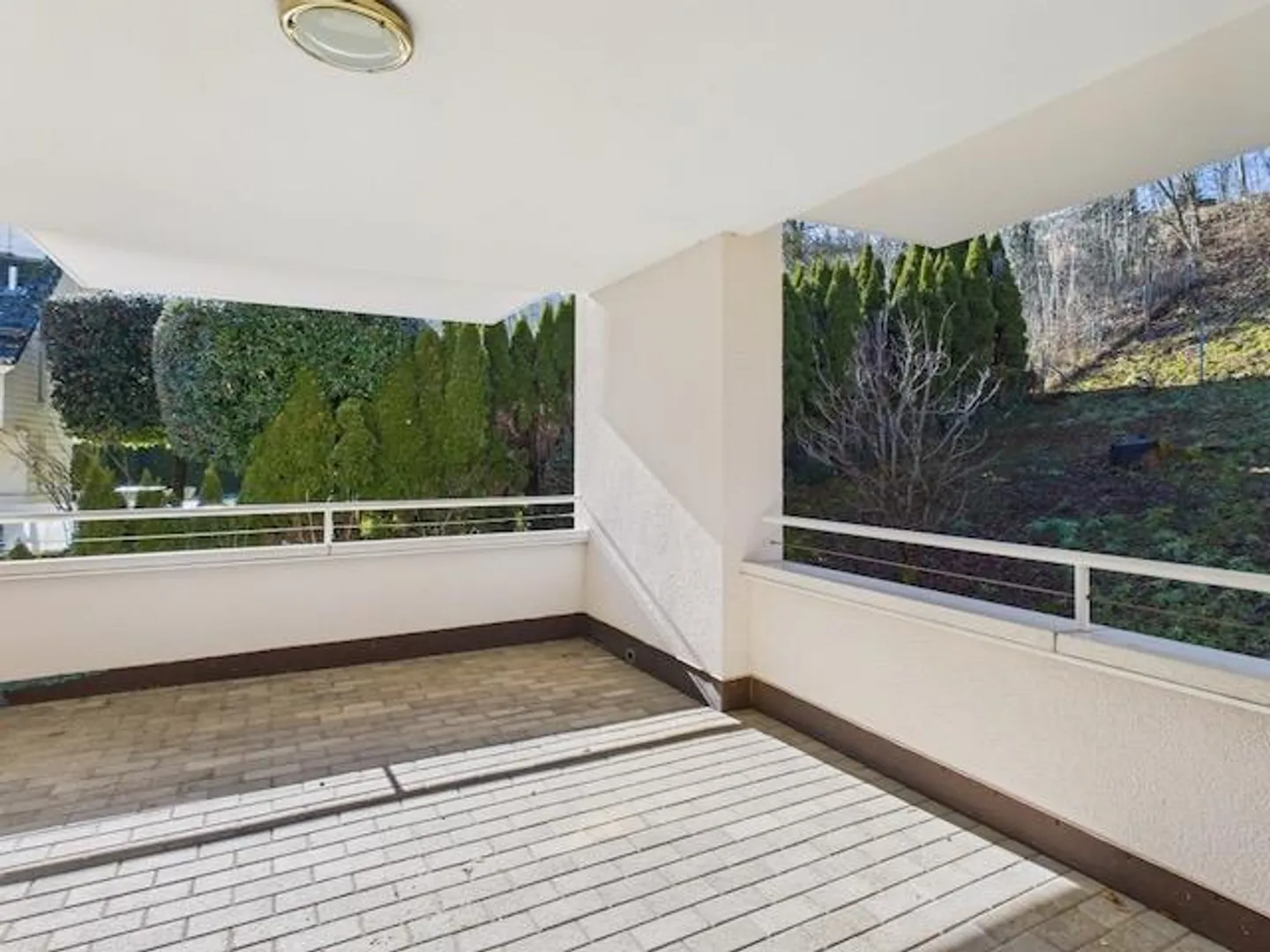 Top-Floor Maisonette with Lake View - Photo 15 of 16