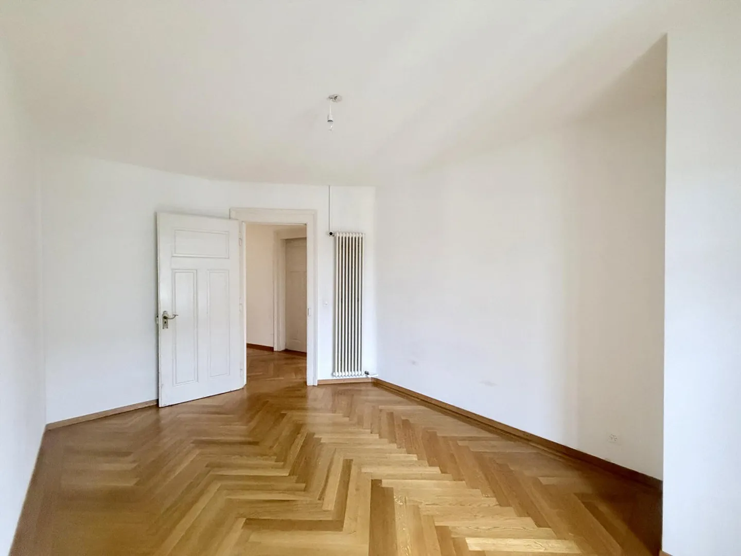 Charmant Appartement Rénové - Photo 4 sur 7