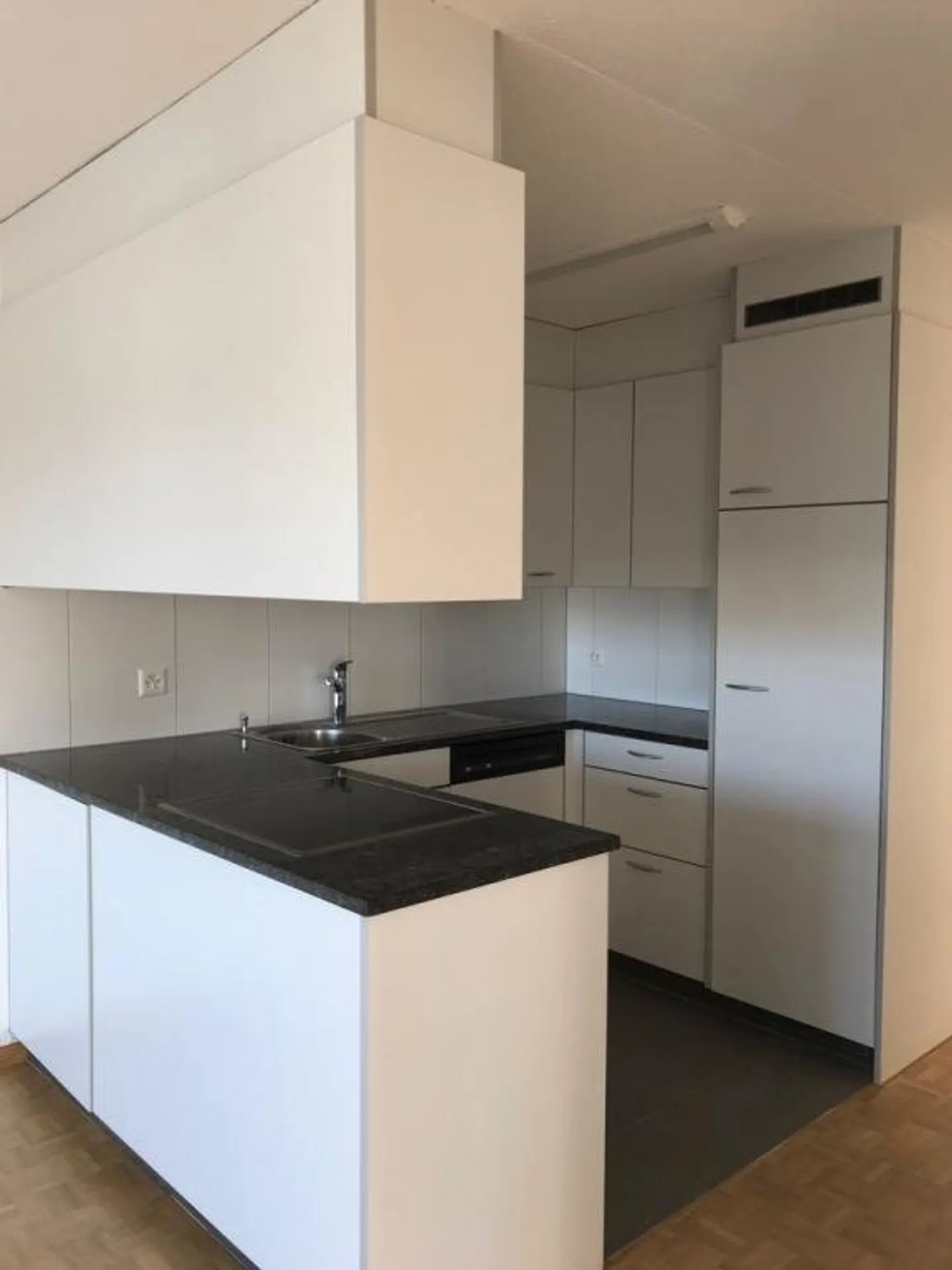 In una posizione tranquilla e verde - Foto 4 di 11