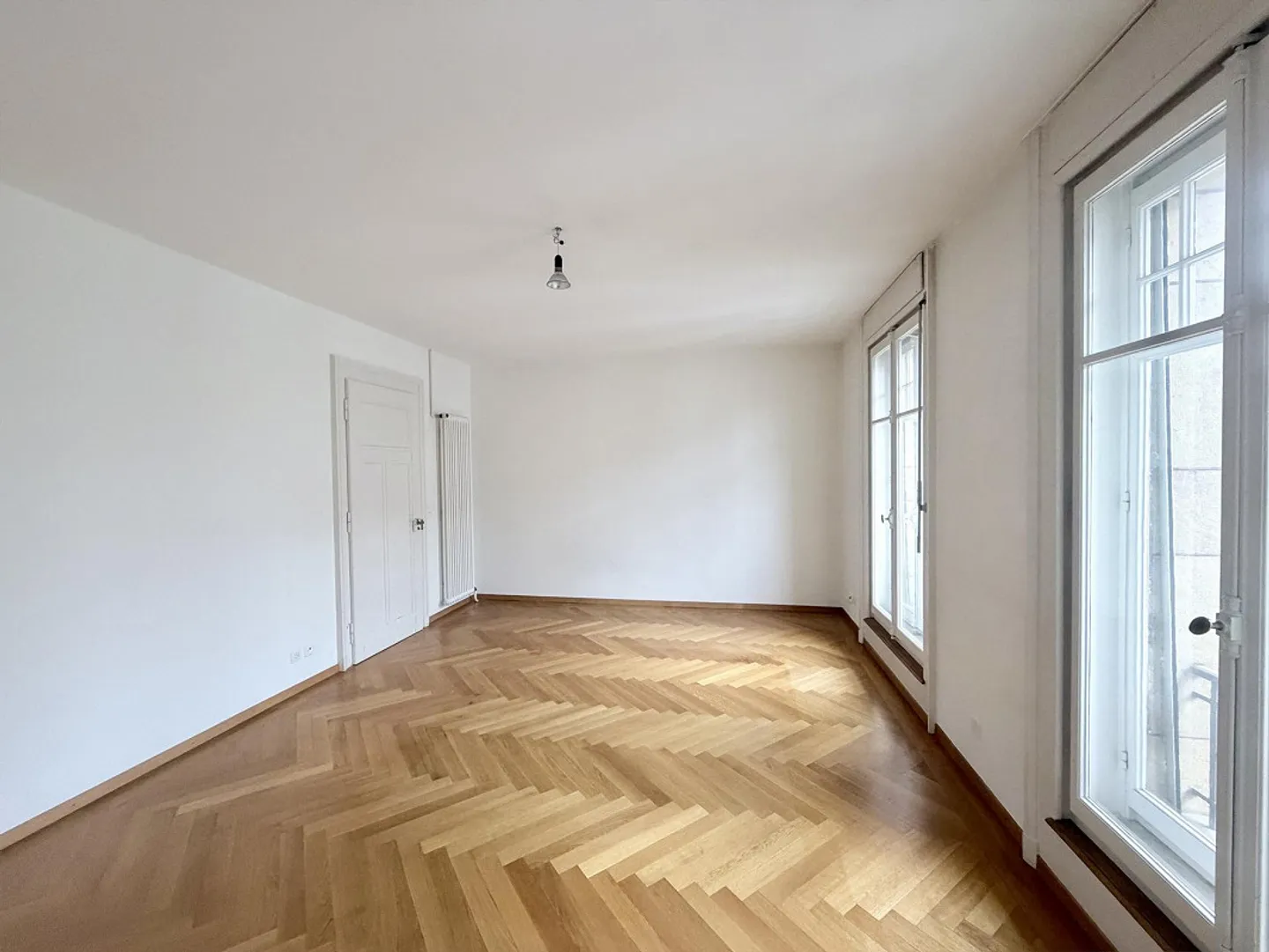 Charmant Appartement Rénové - Photo 3 sur 7