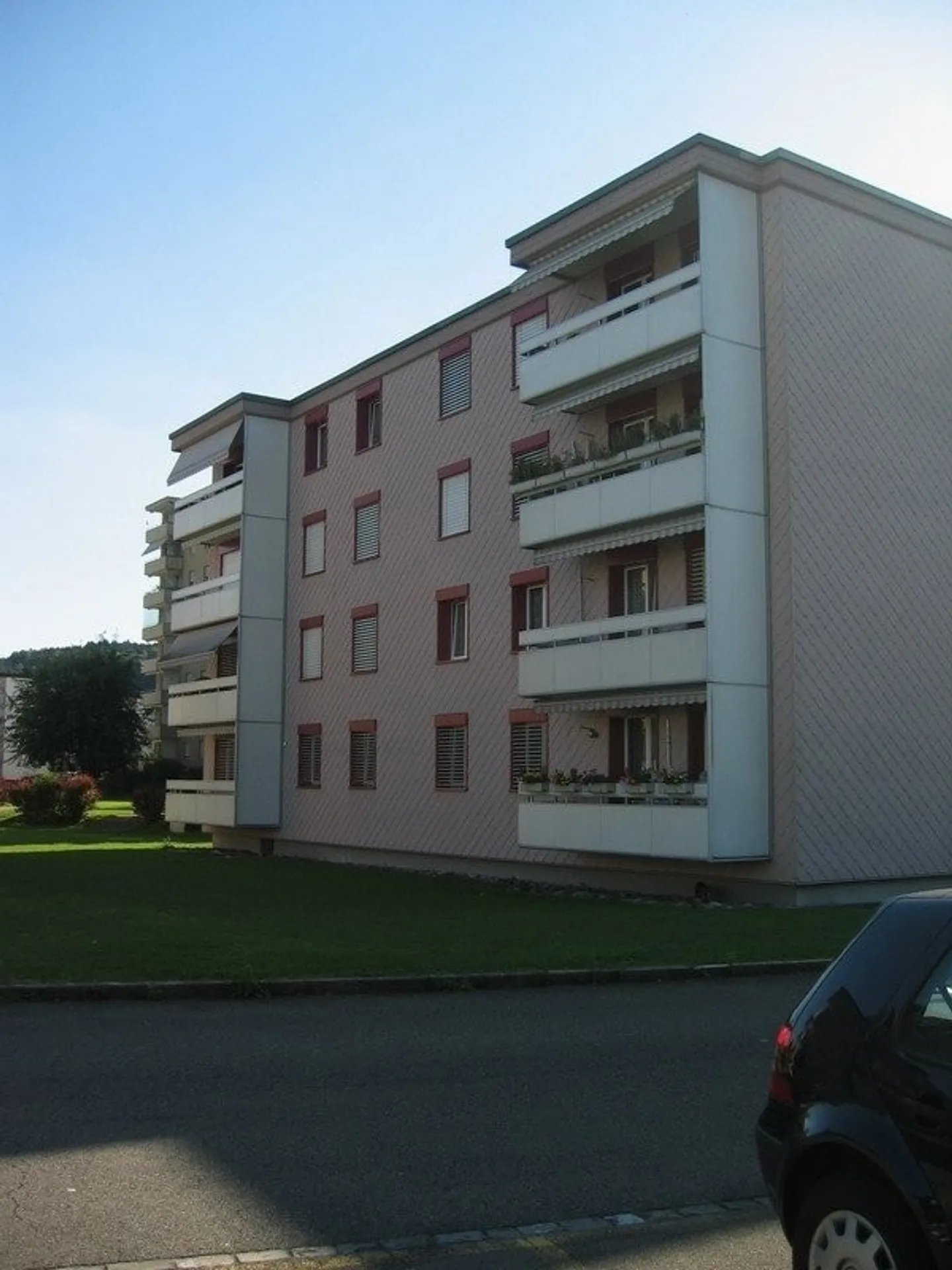 In una posizione tranquilla e verde - Foto 1 di 11