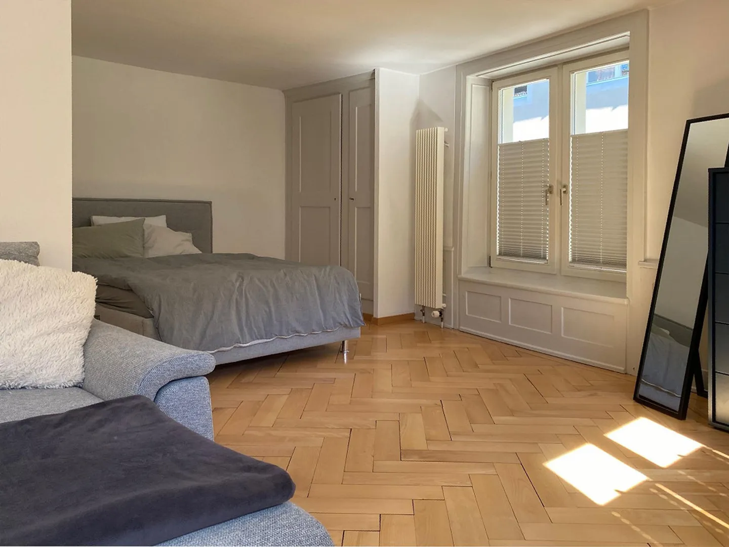 Mini-loft in the Chur old town with shared roof terrace - Photo 4 of 7