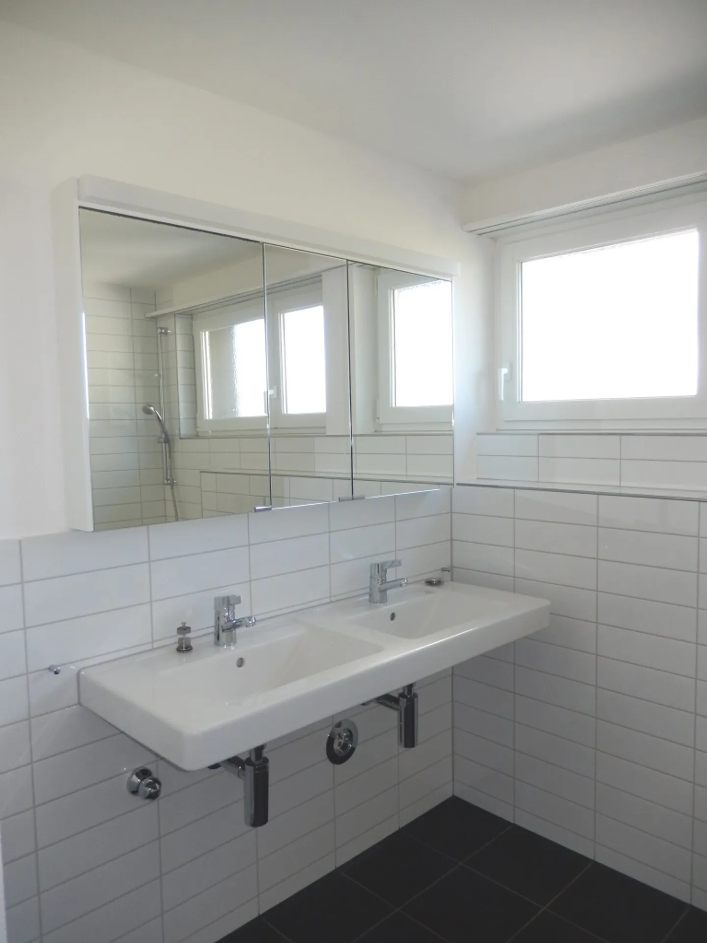 Appartement dans un quartier résidentiel agréable - Photo 4 sur 8