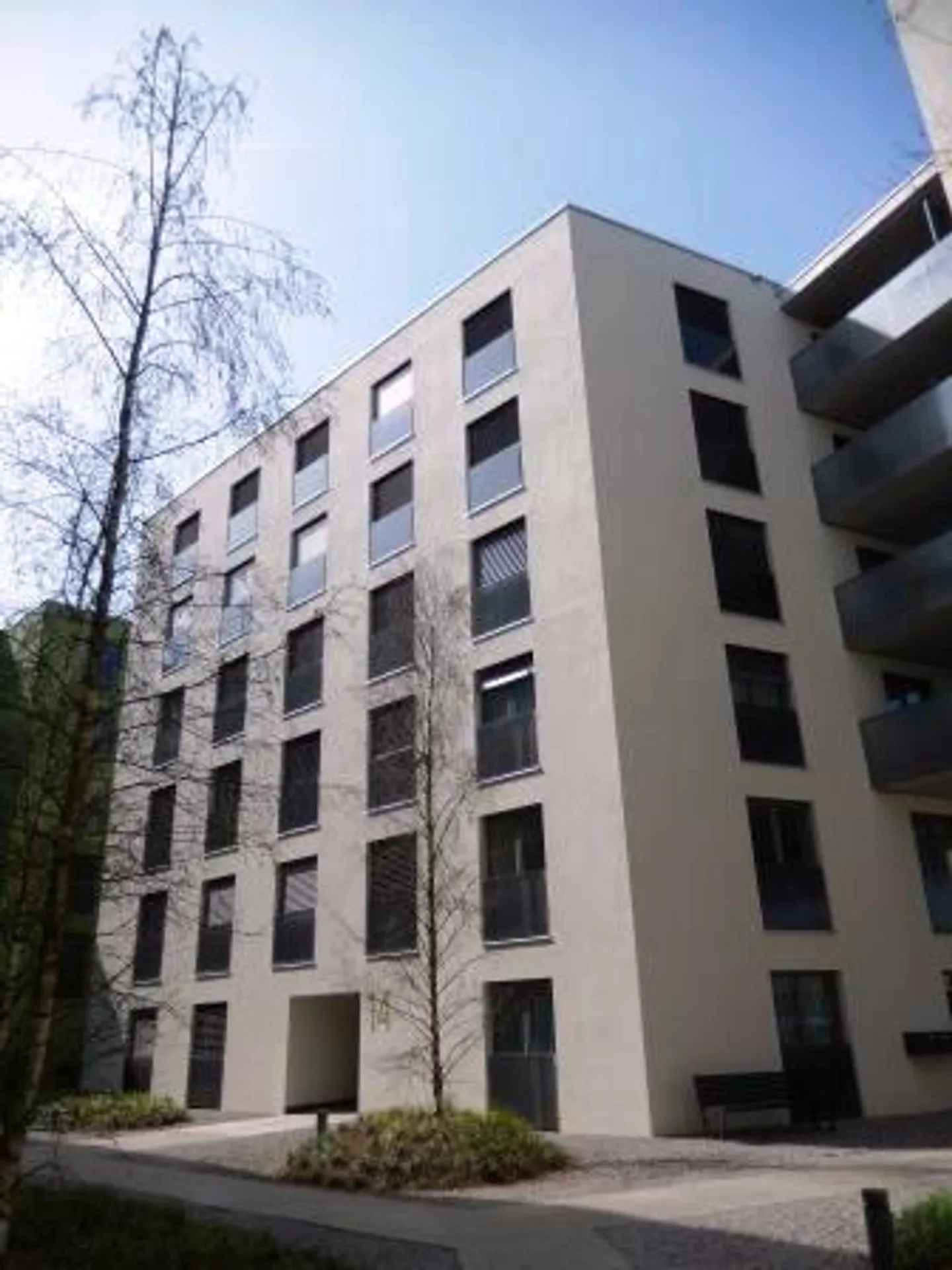 AFFITTO SENZA CAUZIONE - Appartamento moderno in posizione centrale - Foto 1 di 6