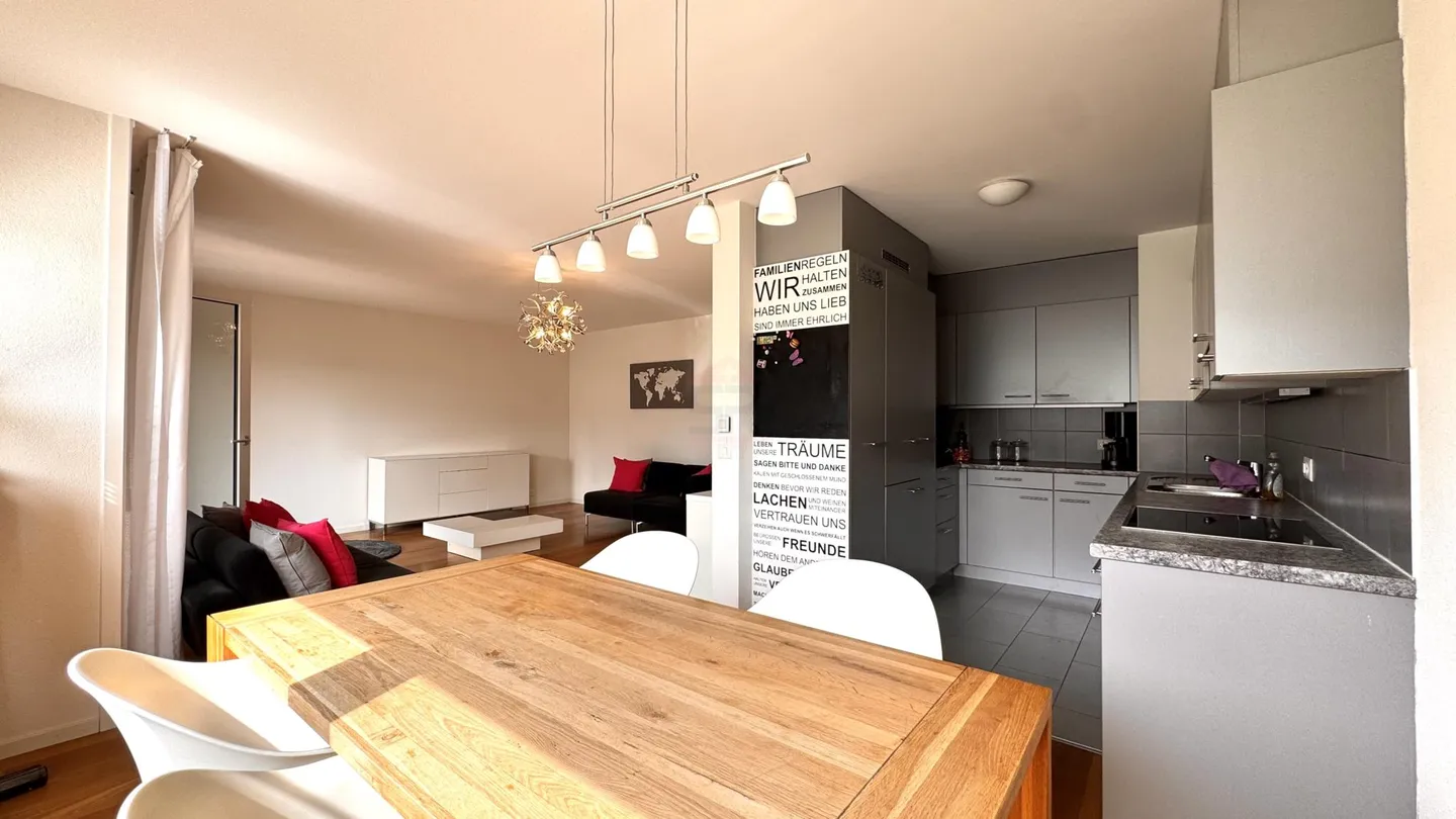 Appartamento affascinante con 5 stanze, 105 m² - Foto 2 di 11