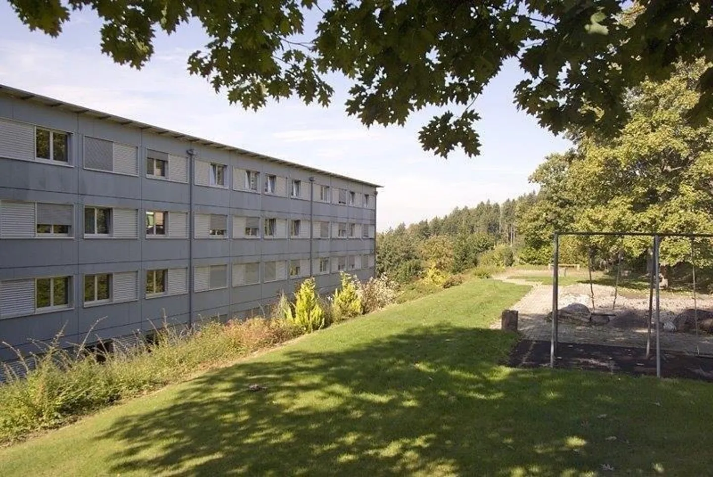 Beautiful 2.5-room apartment for rent in Schliern near Köniz - Photo 2 of 8