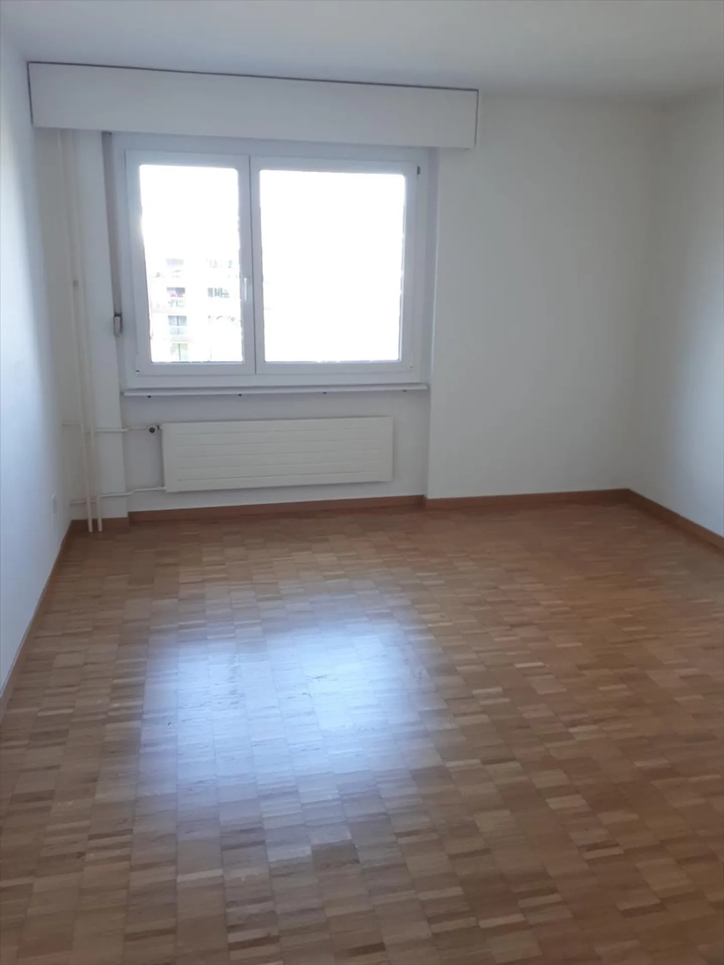 Appartement dans un quartier résidentiel agréable - Photo 5 sur 8