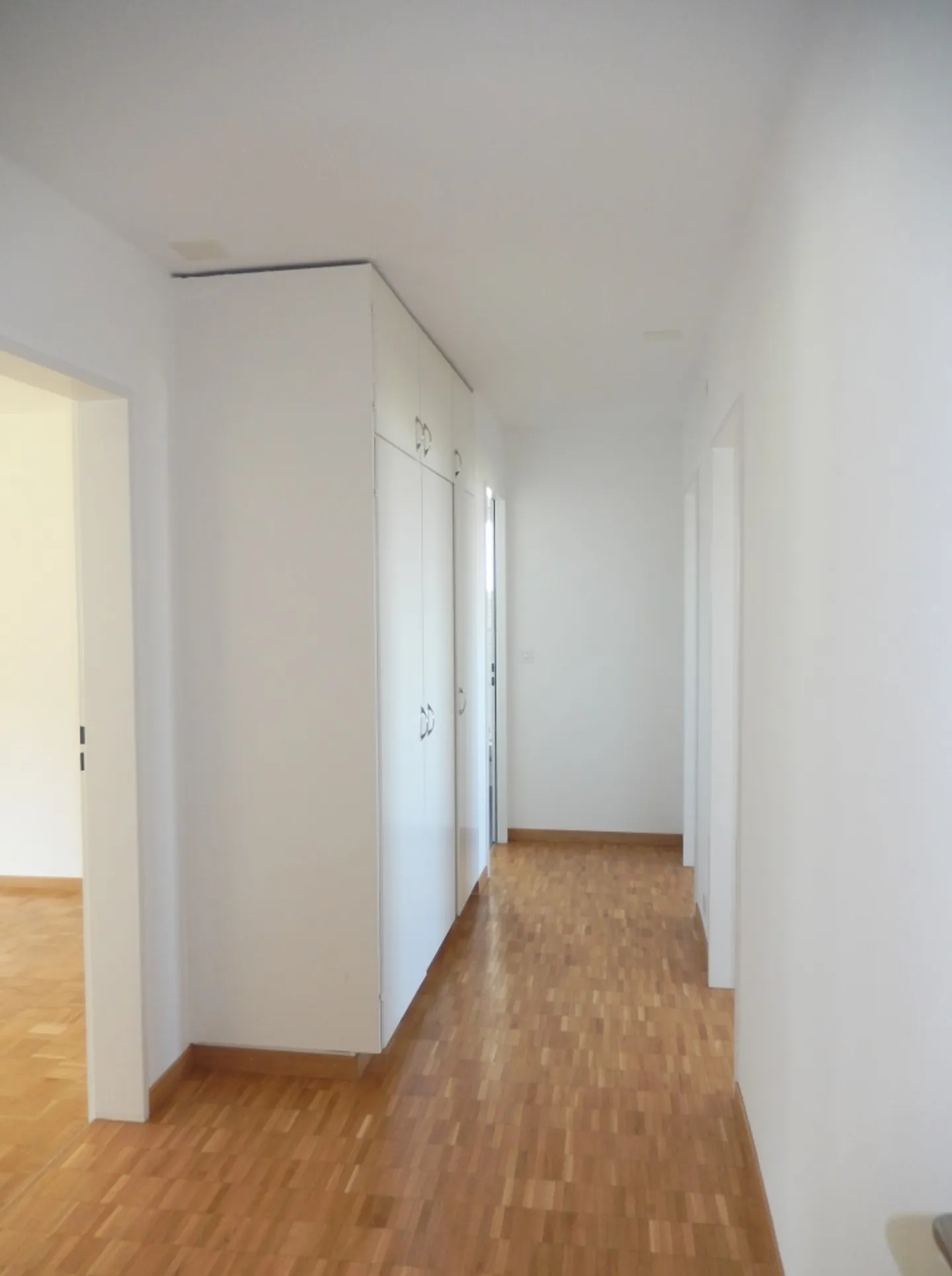 Appartement dans un quartier résidentiel agréable - Photo 6 sur 8