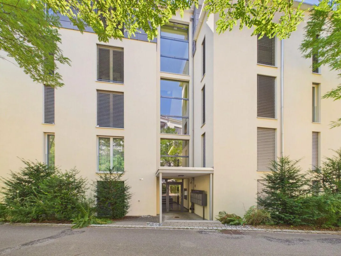 Vivre généreusement - Appartement de 4,5 pièces avec 124 m² et grand balcon - Photo 18 sur 19