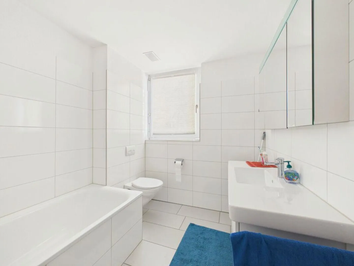 Vivre généreusement - Appartement de 4,5 pièces avec 124 m² et grand balcon - Photo 8 sur 19
