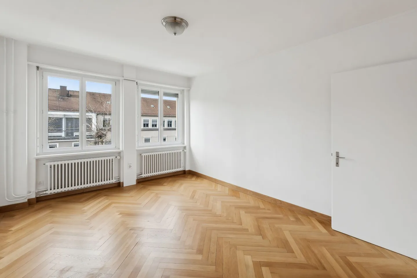 Bezugsbereite Bürofläche mit exklusiver Dachterrasse - Foto 3 von 6