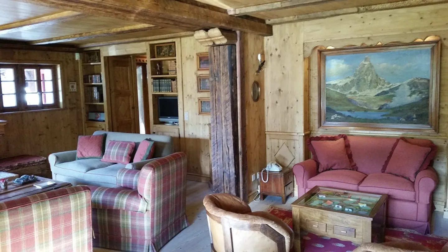 6.5-room chalet for rent - Photo 3 of 14