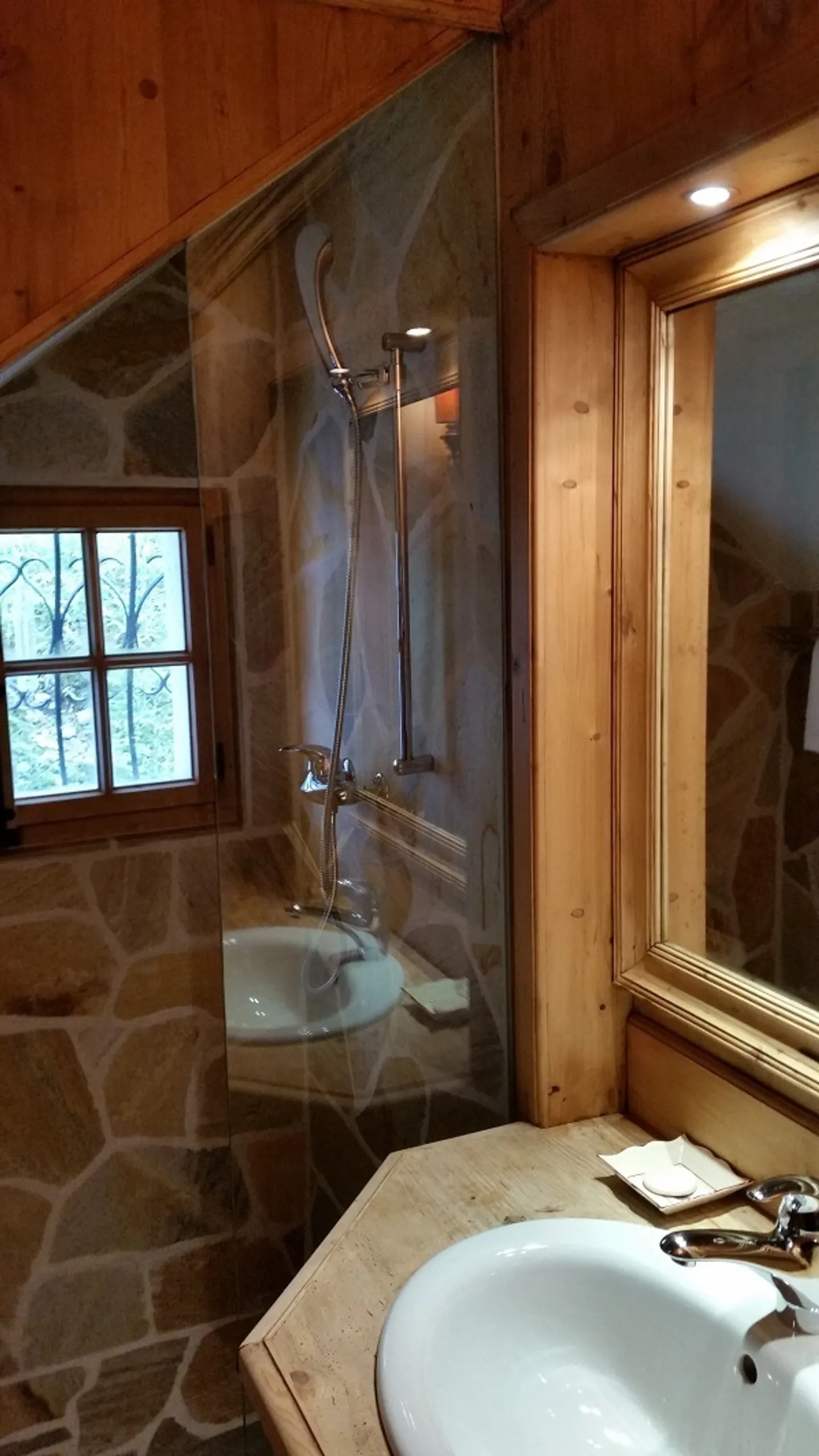 6.5-room chalet for rent - Photo 11 of 14