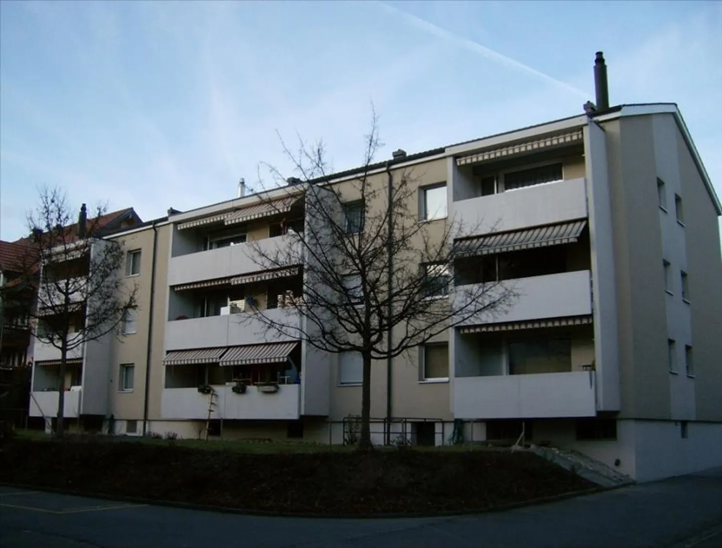 Votre nouveau chez-vous vous attend! - Photo 1 sur 8