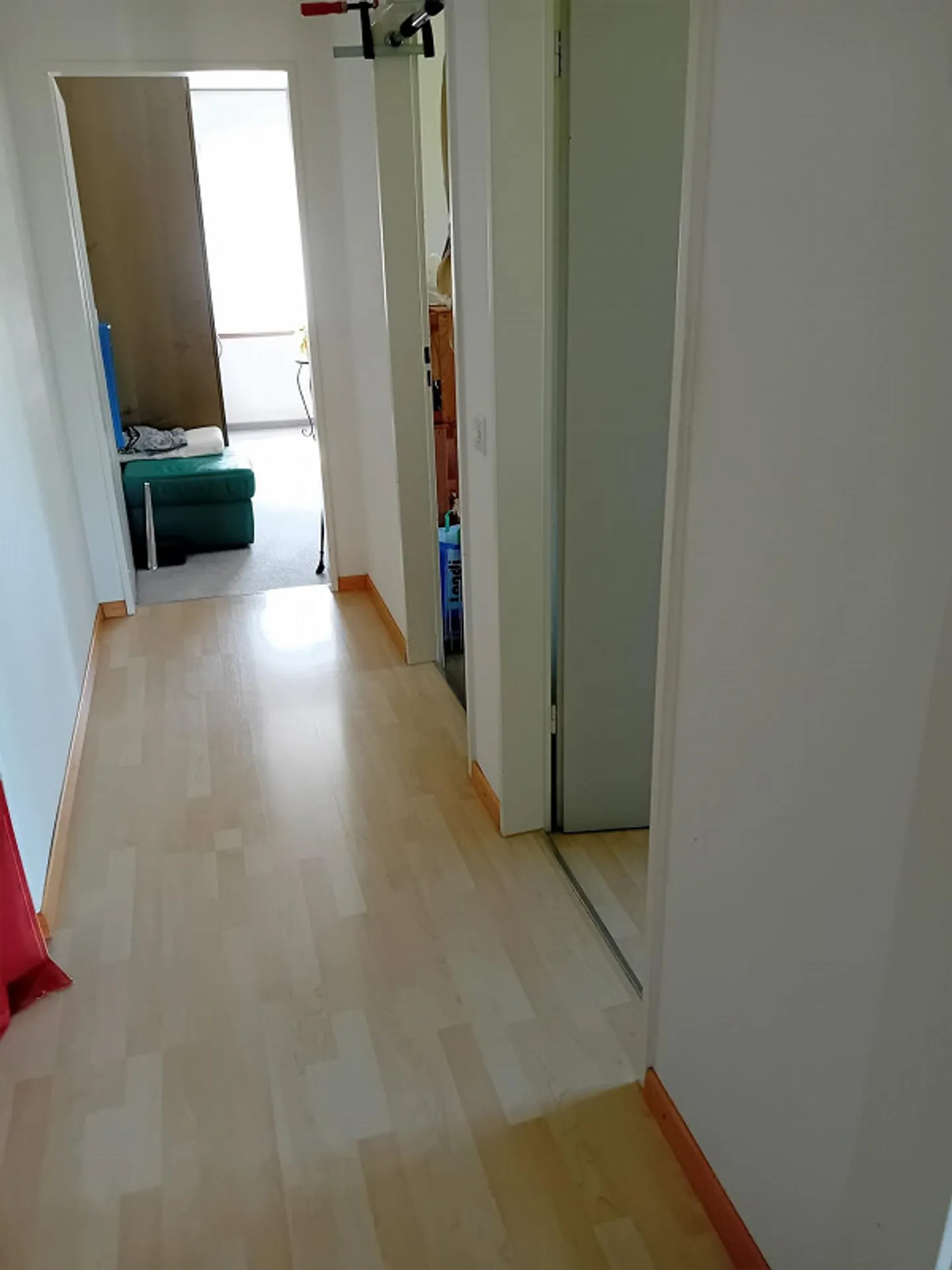 Geräumige Wohnung mit Balkon - Foto 8 von 15