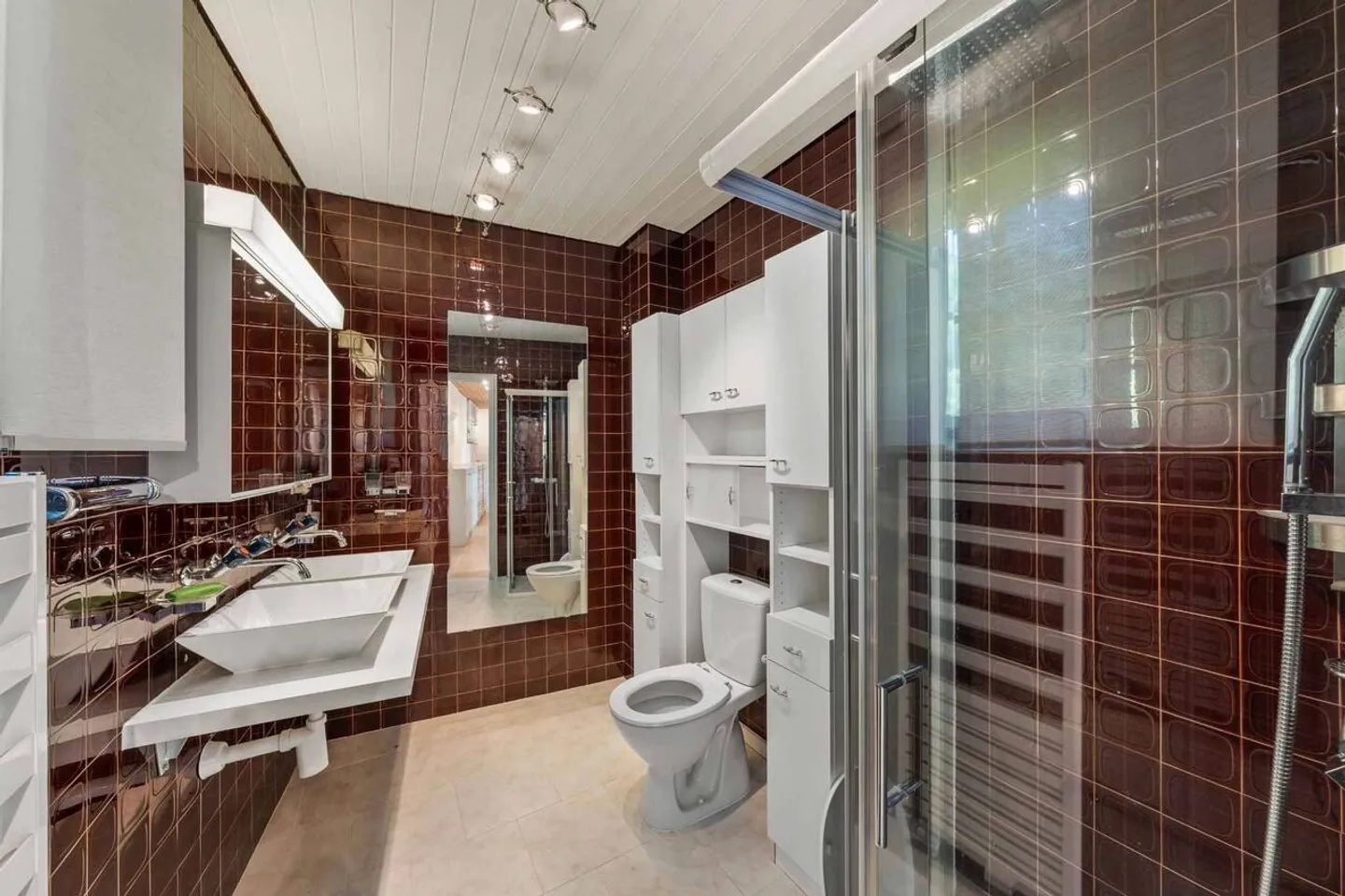 Peaceful situation with magnificent view - Photo 9 of 13