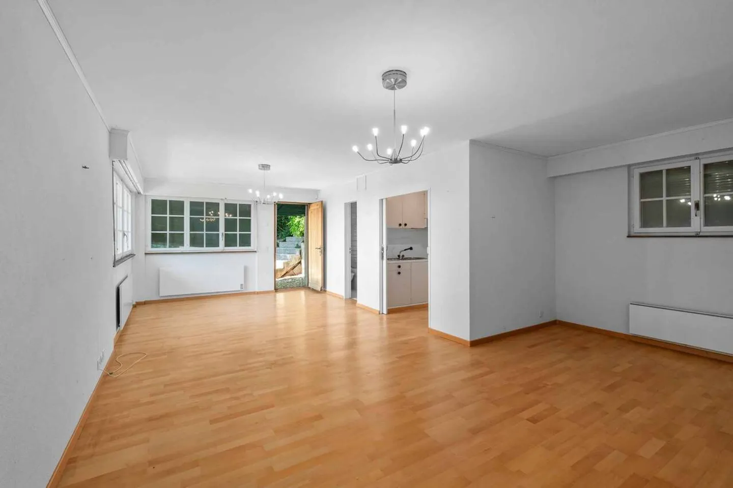 Peaceful situation with magnificent view - Photo 12 of 13