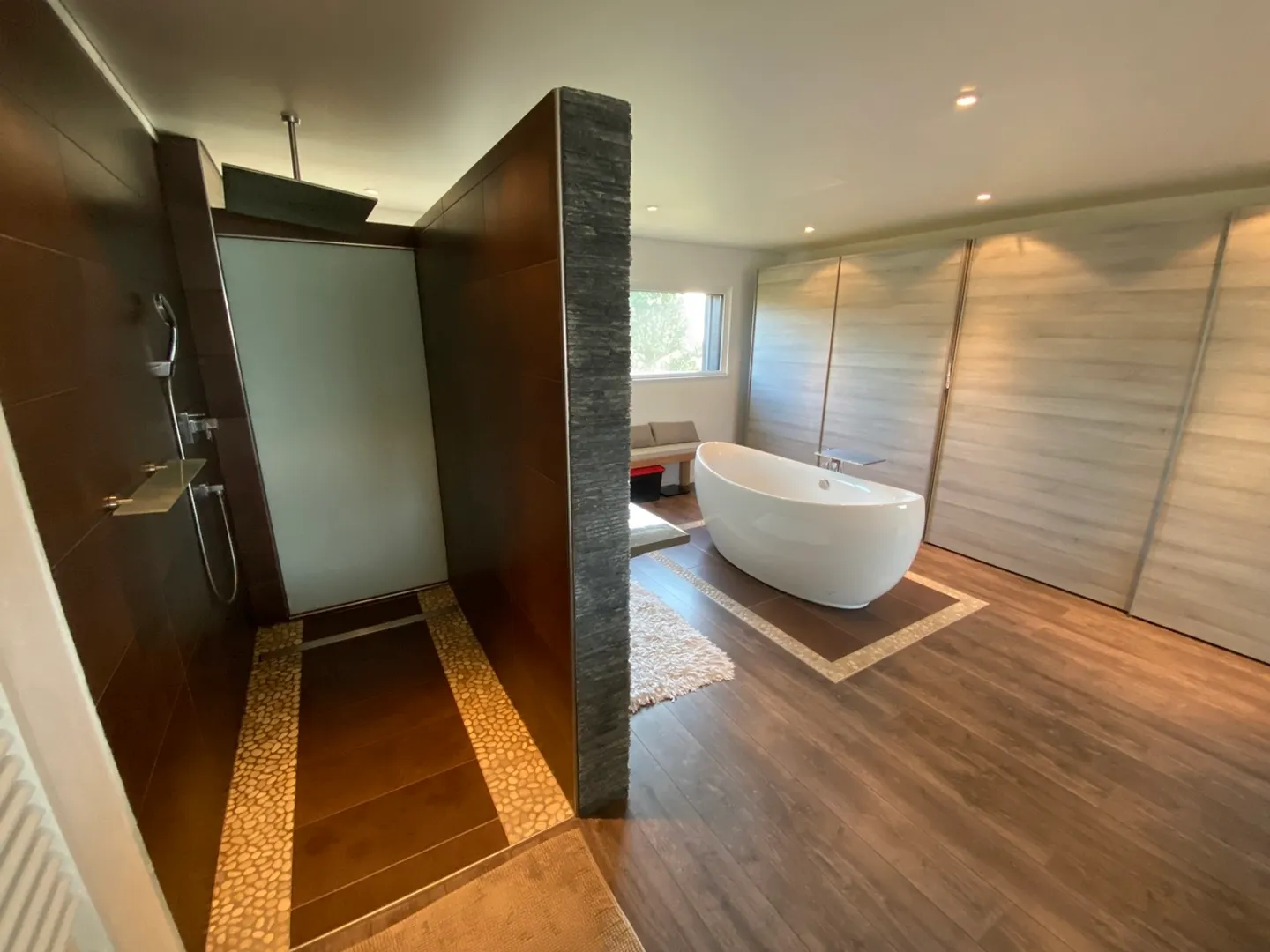 Casa familiare con piscina - Foto 12 di 32