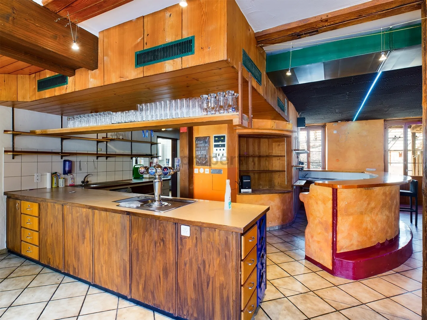 VOTRE AVENIR DANS LA RESTAURATION - Photo 9 sur 13