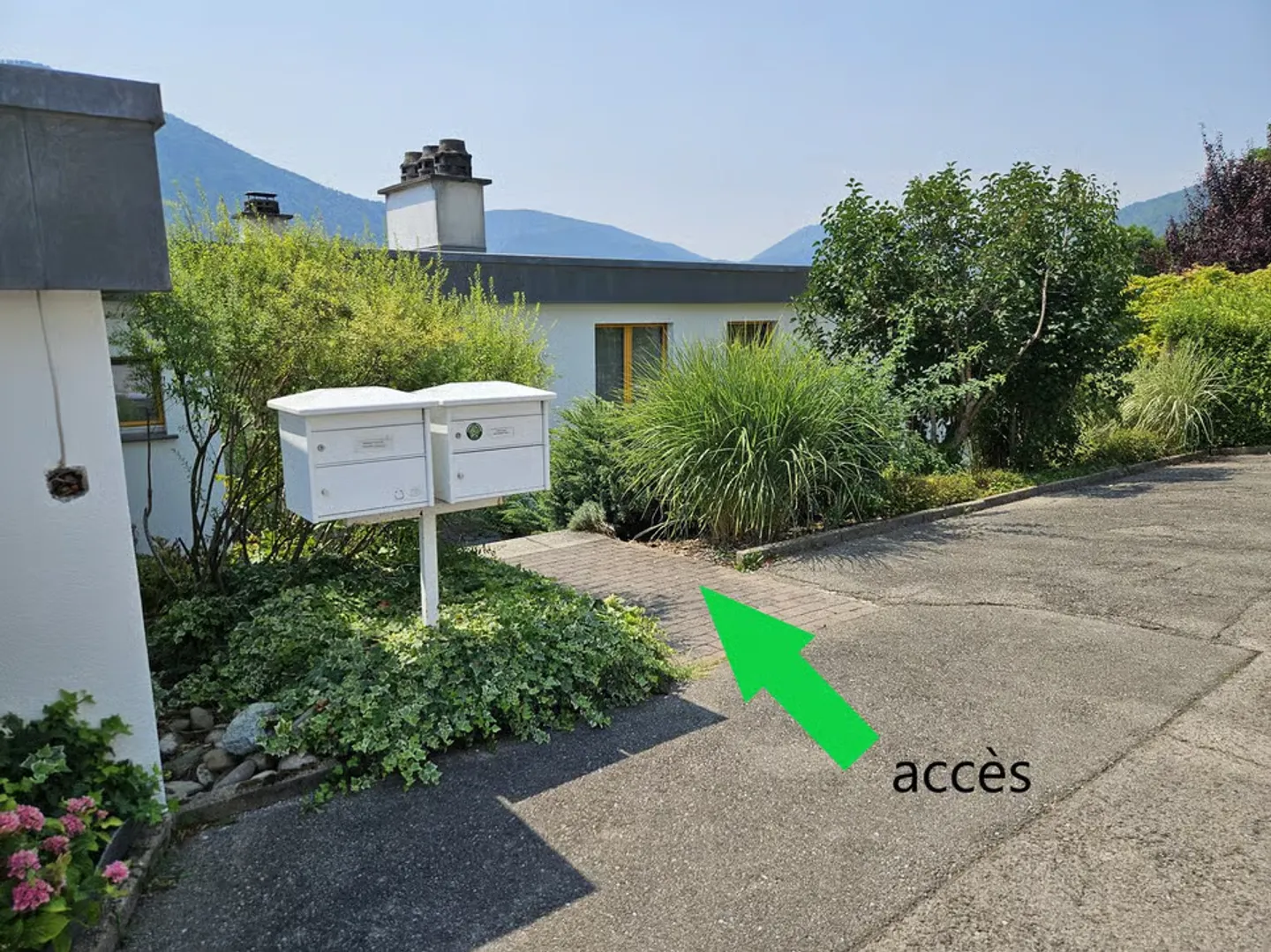 Geräumige 5,5-Zimmer-Wohnung mit Terrasse in Moutier mit freiem Blick, 2 Garagen - Foto 7 von 13