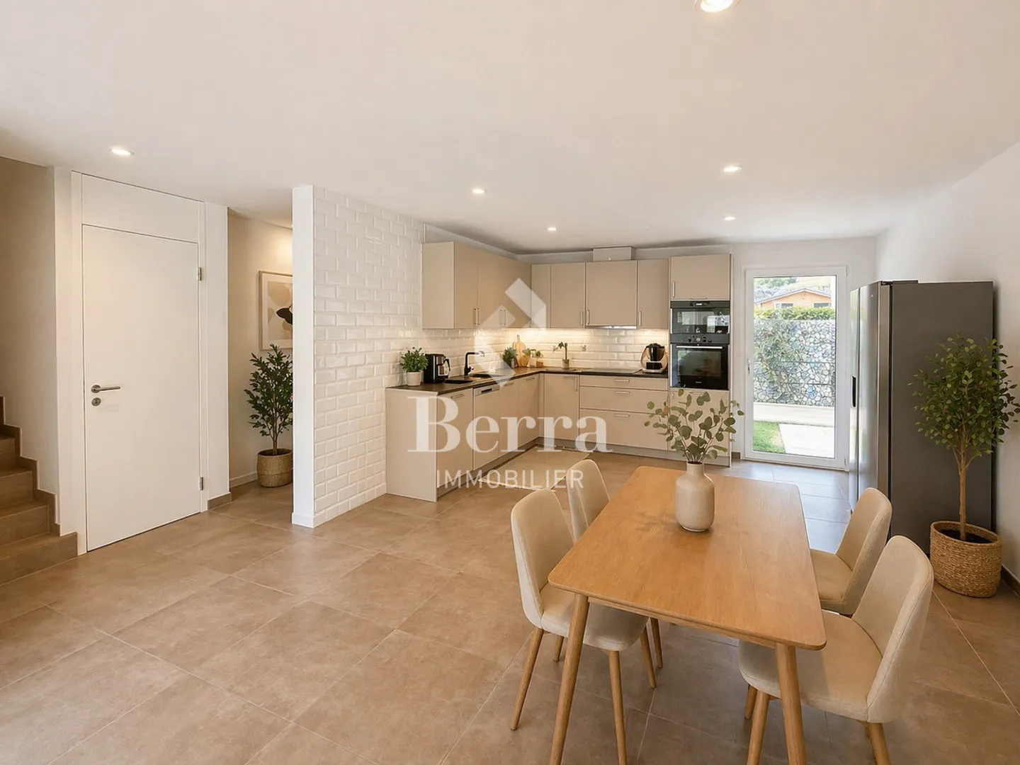 Charmante et spacieuse villa en rangée - Photo 3 sur 13