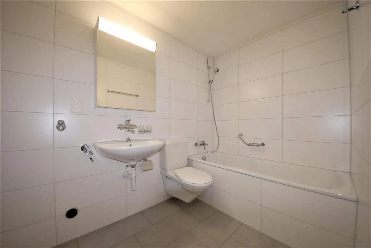 Your new home in the center of Widnau - Photo 3 of 8