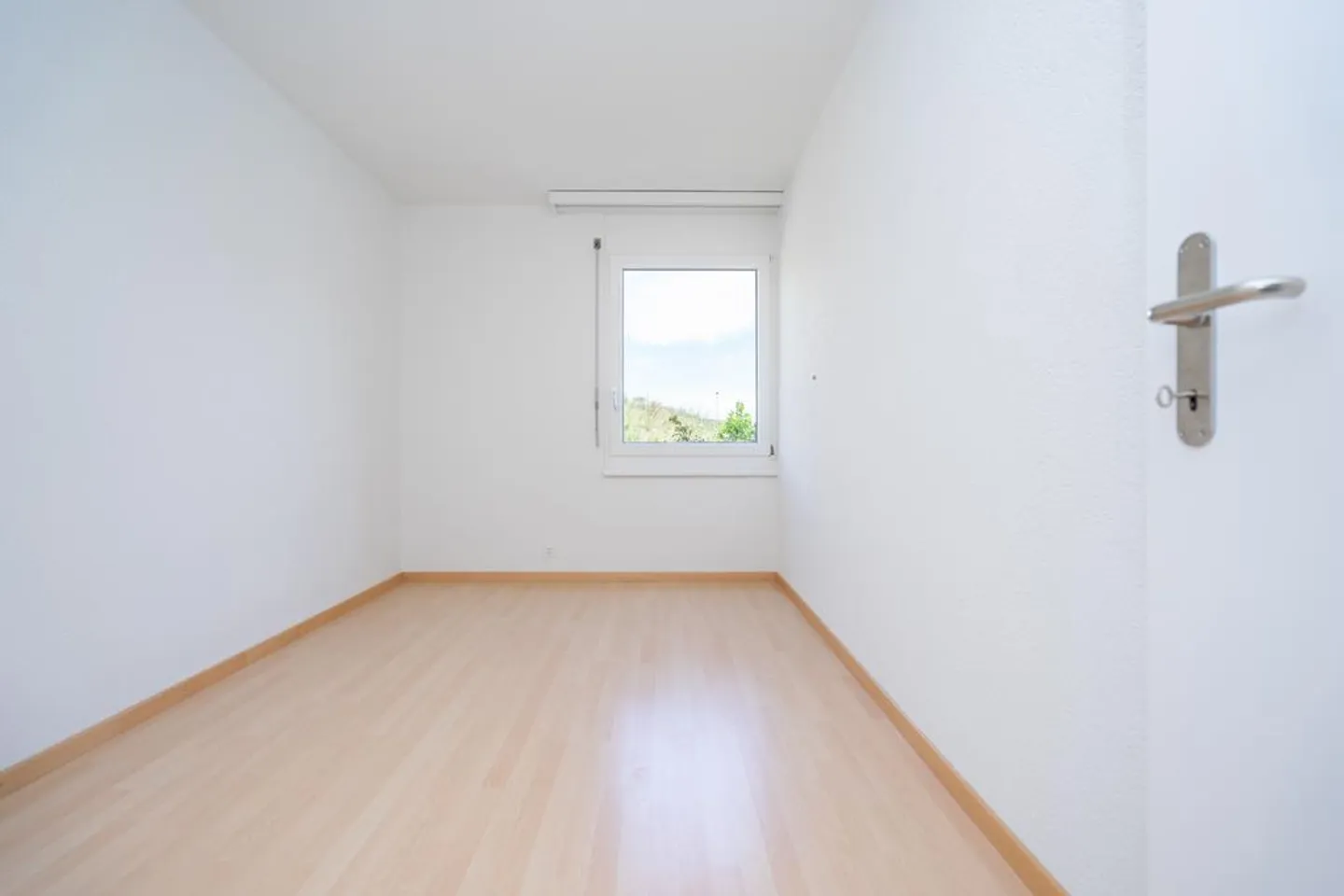 Helle 4.5-Zimmer-Wohnung mit Balkon - Foto 11 von 12