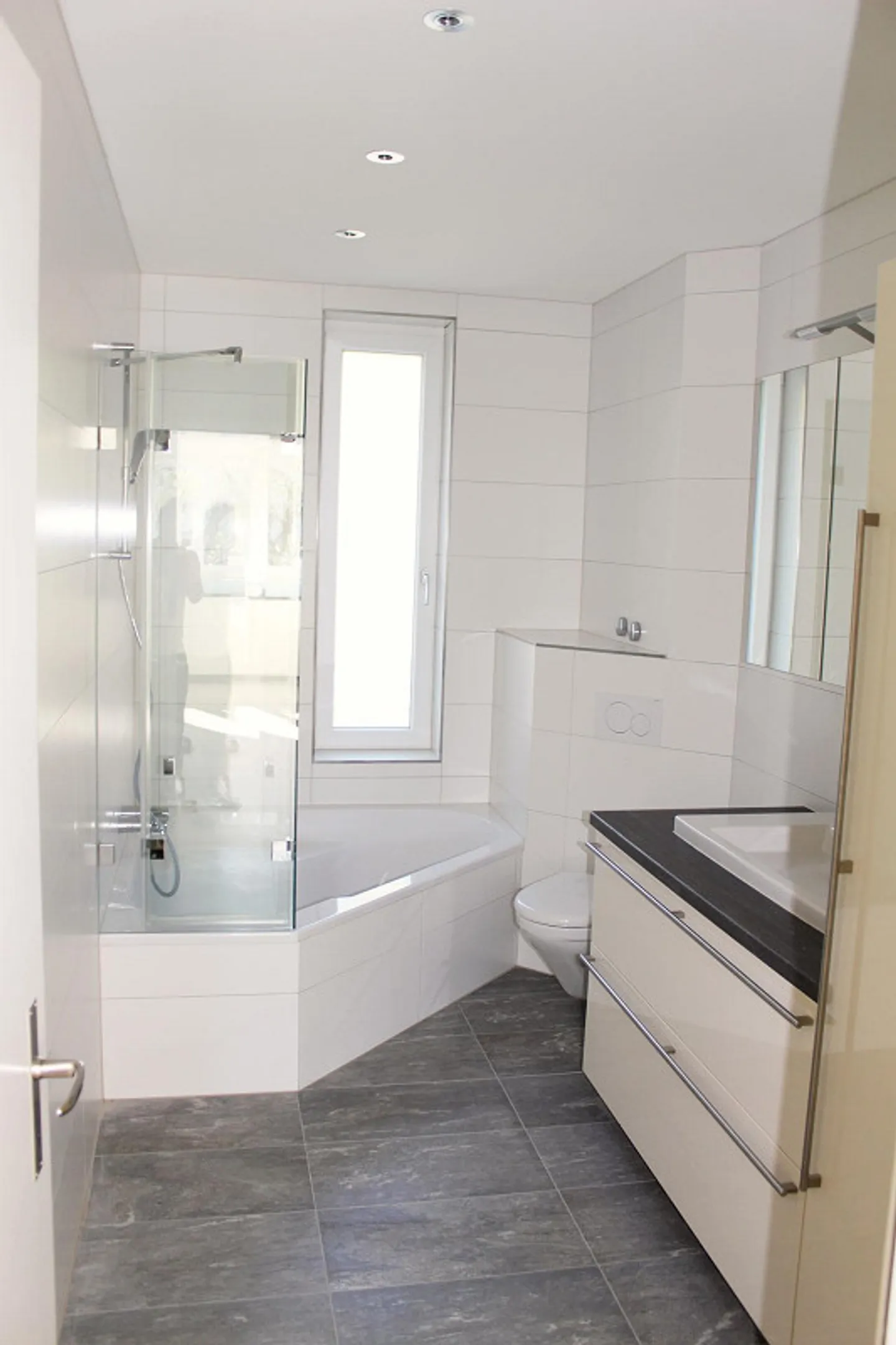 4.5-room maisonette apartment with large garden - Your home with plenty of space - Photo 9 of 15