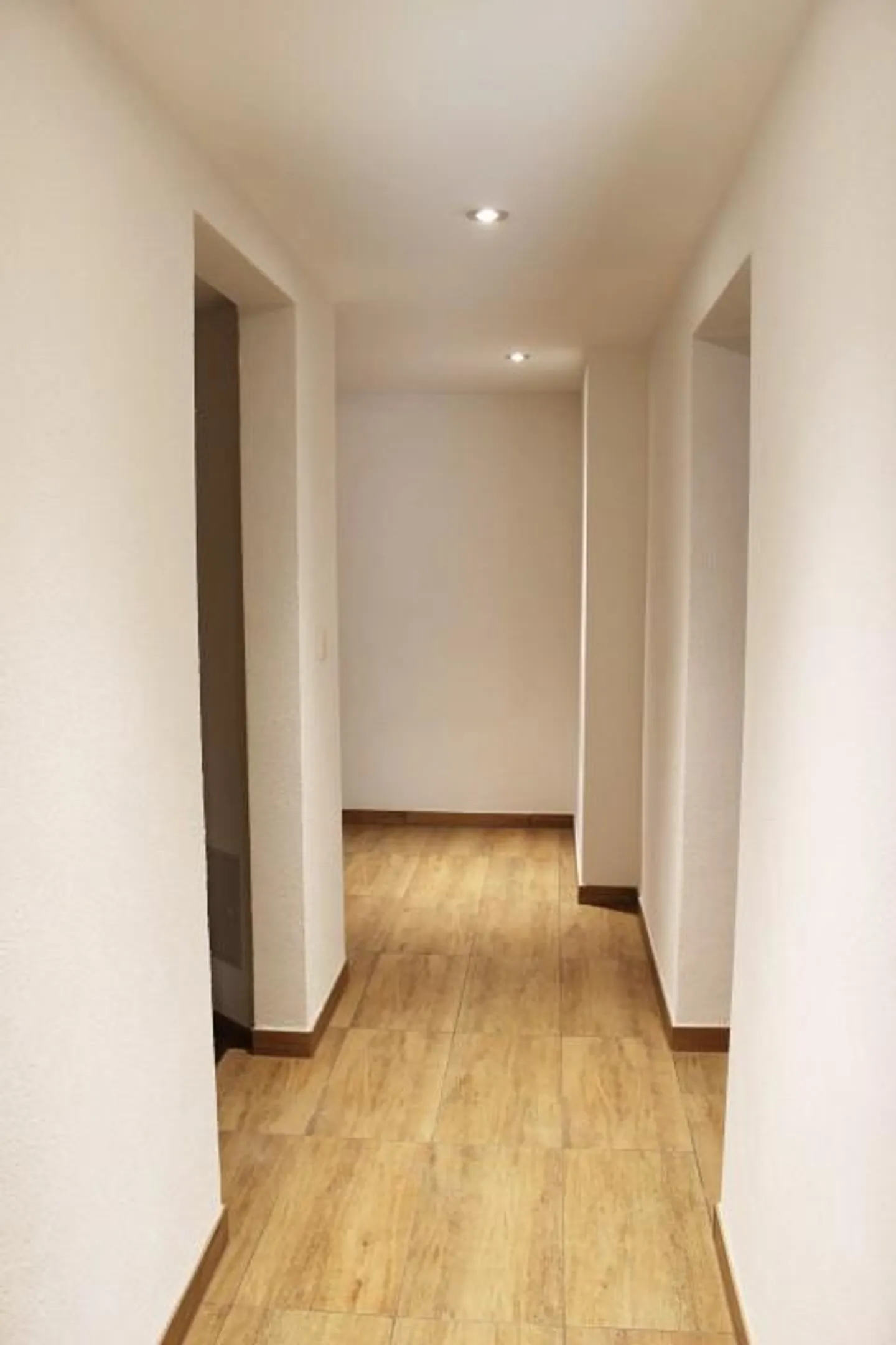 4.5-room maisonette apartment with large garden - Your home with plenty of space - Photo 12 of 15