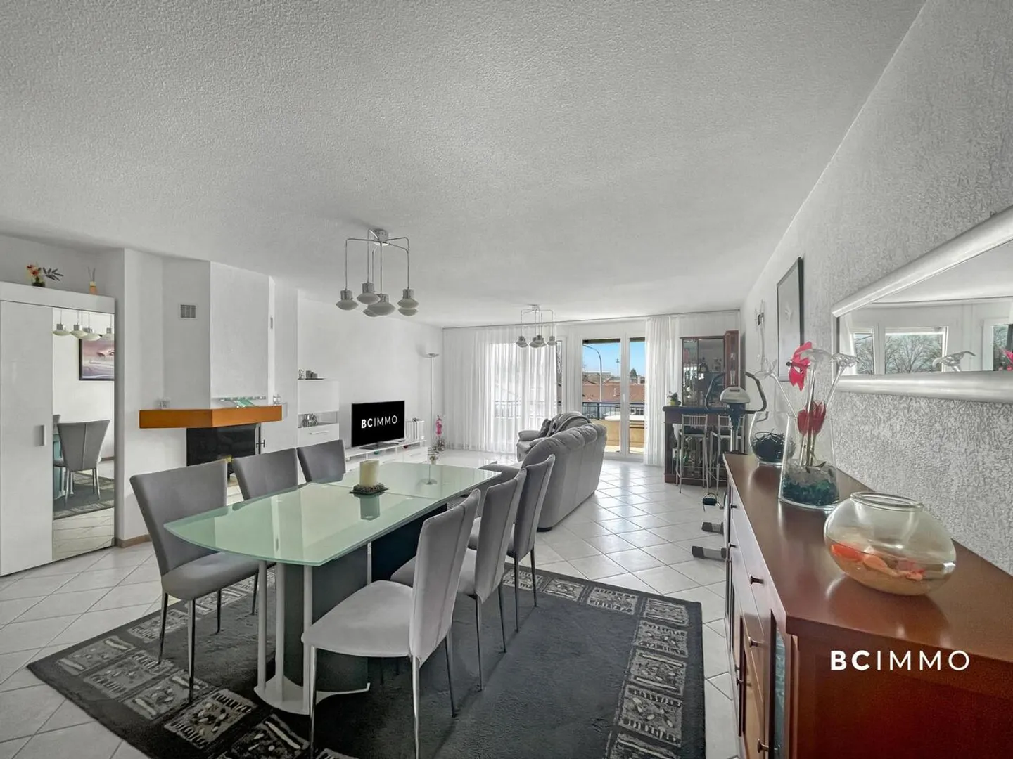 Stadthaus an den Toren von Lausanne - Foto 1 von 12