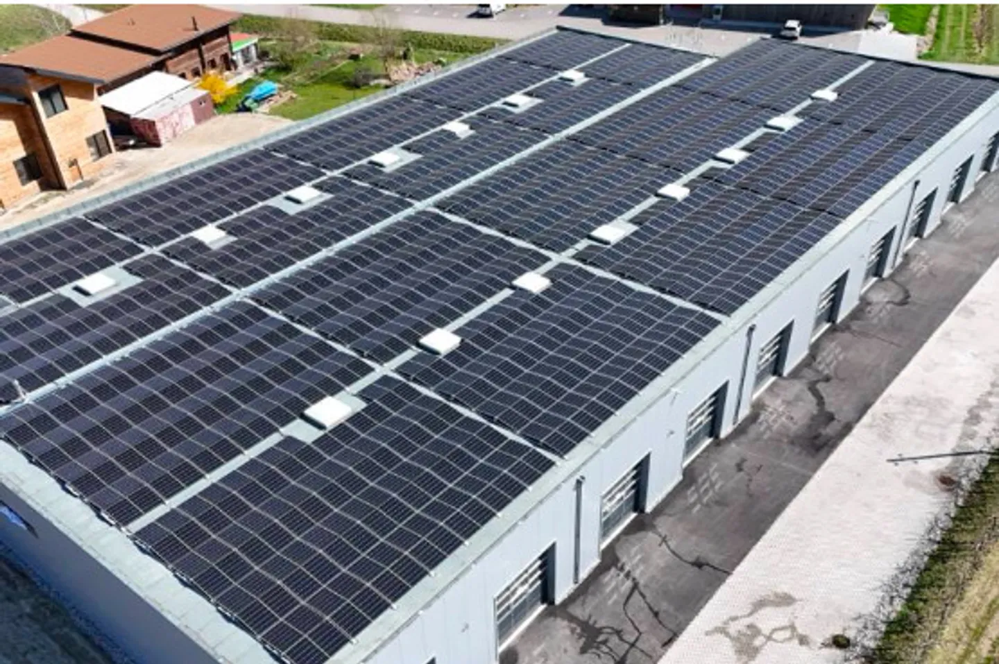 Modular space of 160m² - Flexibility & strategic accessibility A9 - Photo 1 of 7