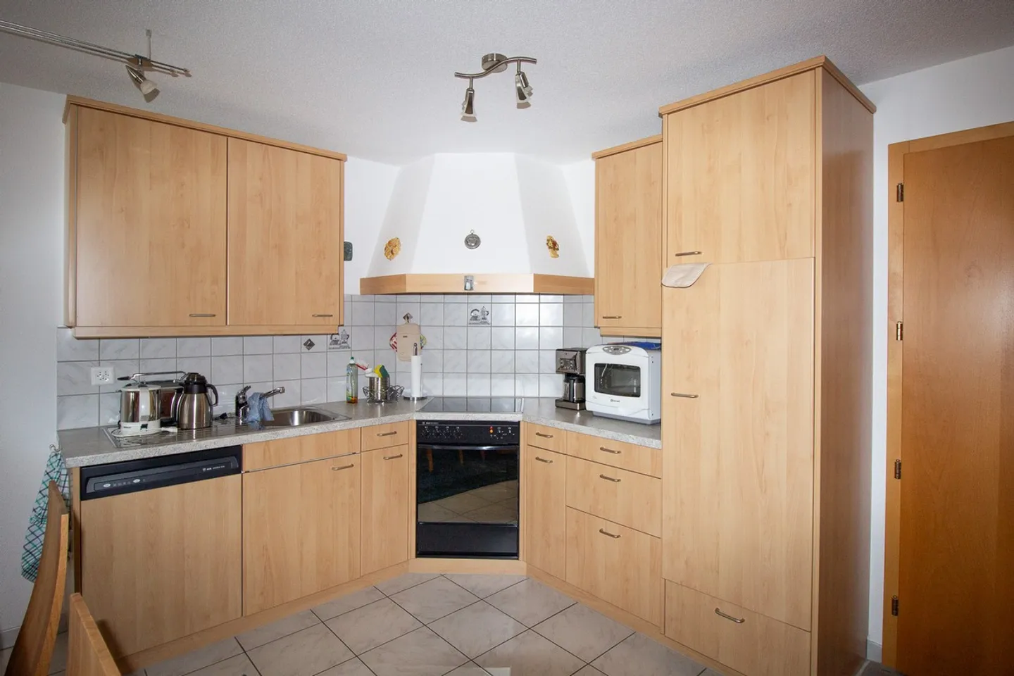 Appartamento in vendita - Foto 4 di 11