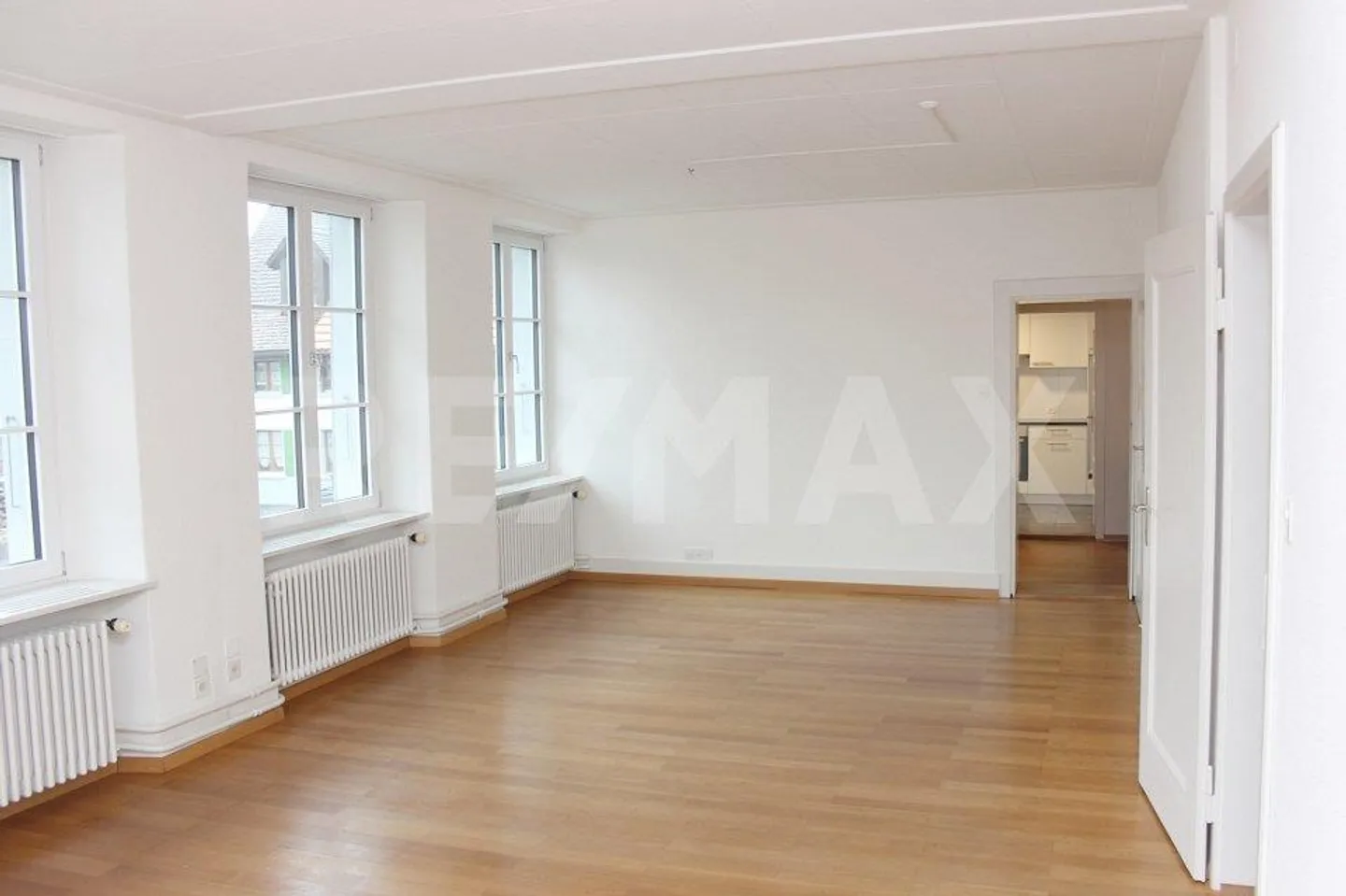 grosszügiges 2 Parteienhaus / Einfamilienhaus mit Einliegerwohnung - Foto 12 von 13