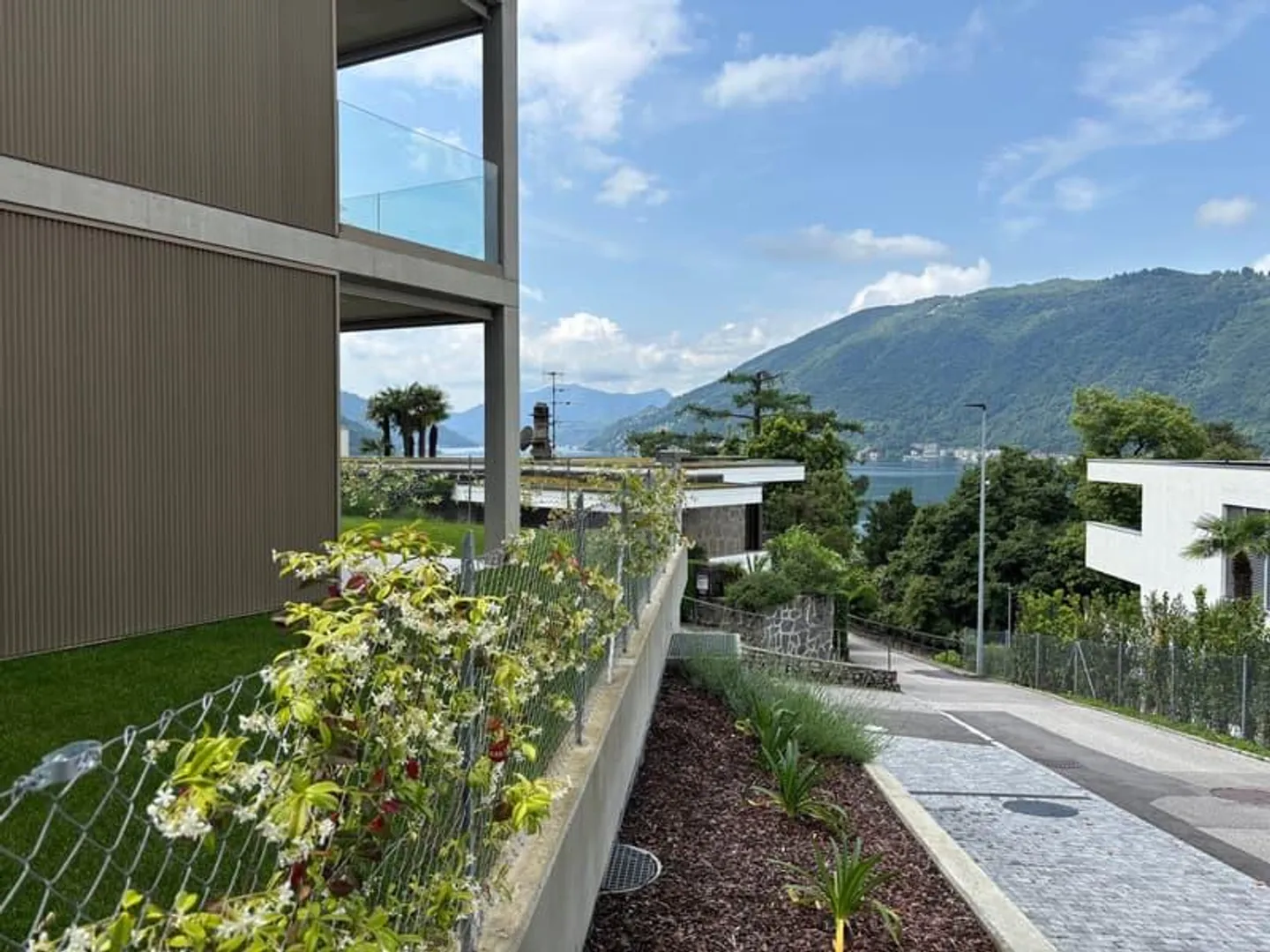 Bel appartement avec jardin à Bissone - Photo 2 sur 7