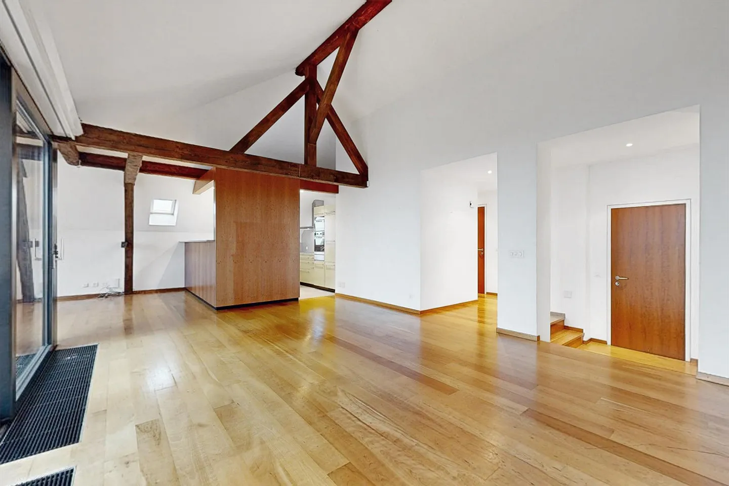 Appartement Charmant avec Vue sur le Lac - Photo 5 sur 13