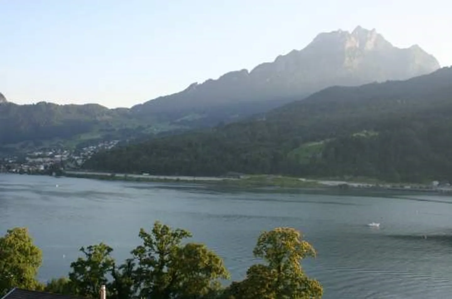Attika mit See-und Bergsicht + 80m2 Terrasse - Foto 3 von 12