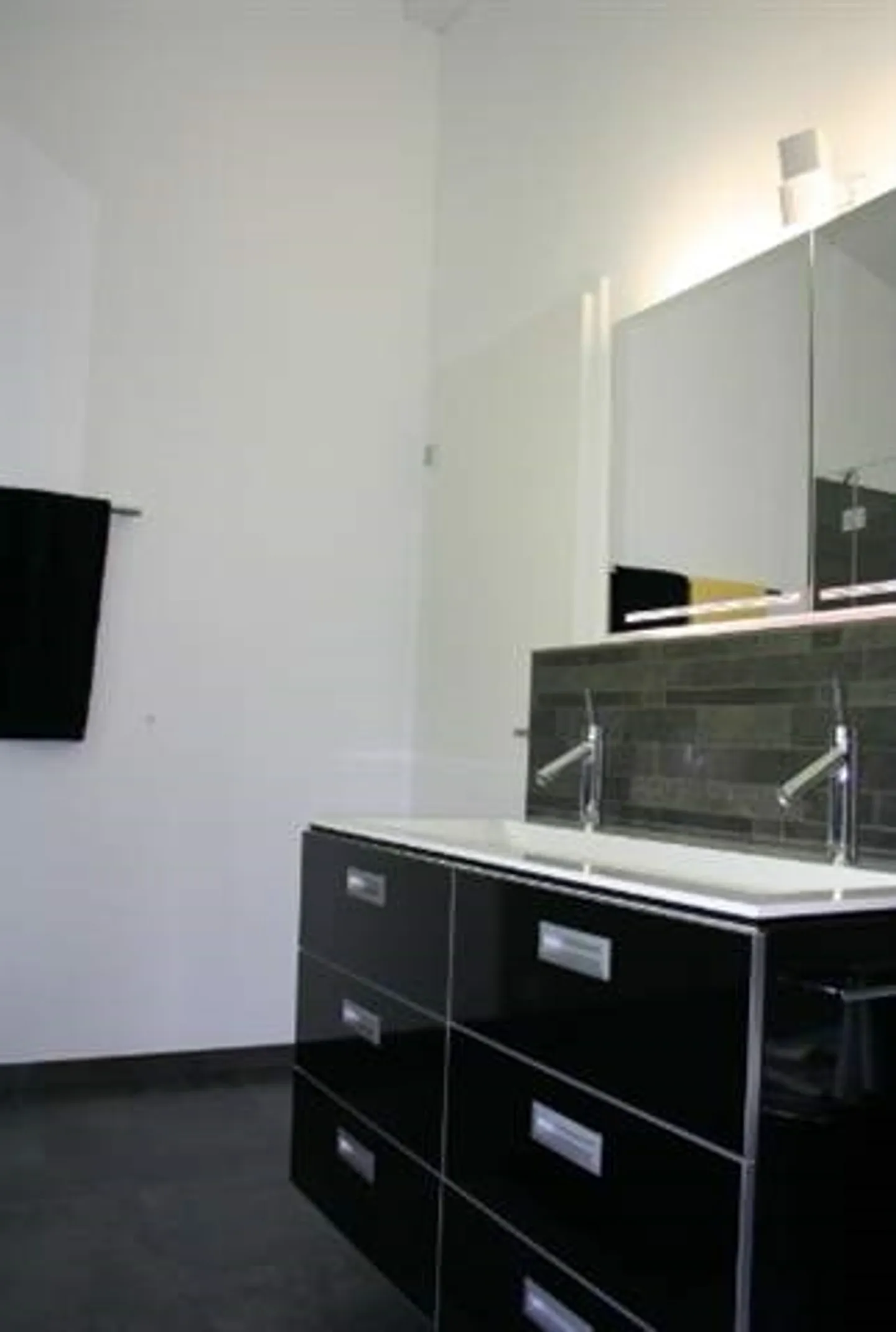 Attika mit See-und Bergsicht + 80m2 Terrasse - Foto 8 von 12